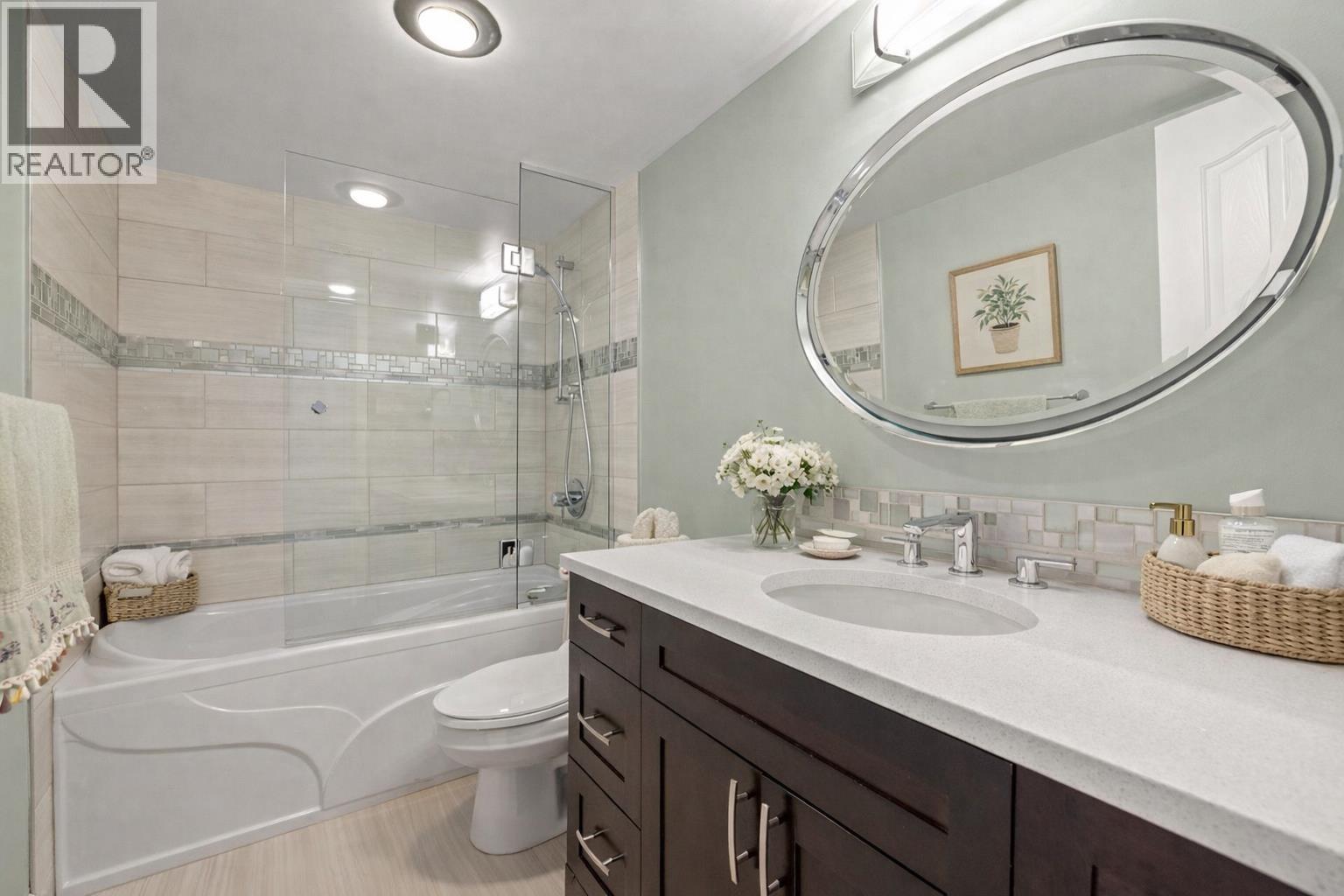 703 2167 BELLEVUE AVENUE, West Vancouver