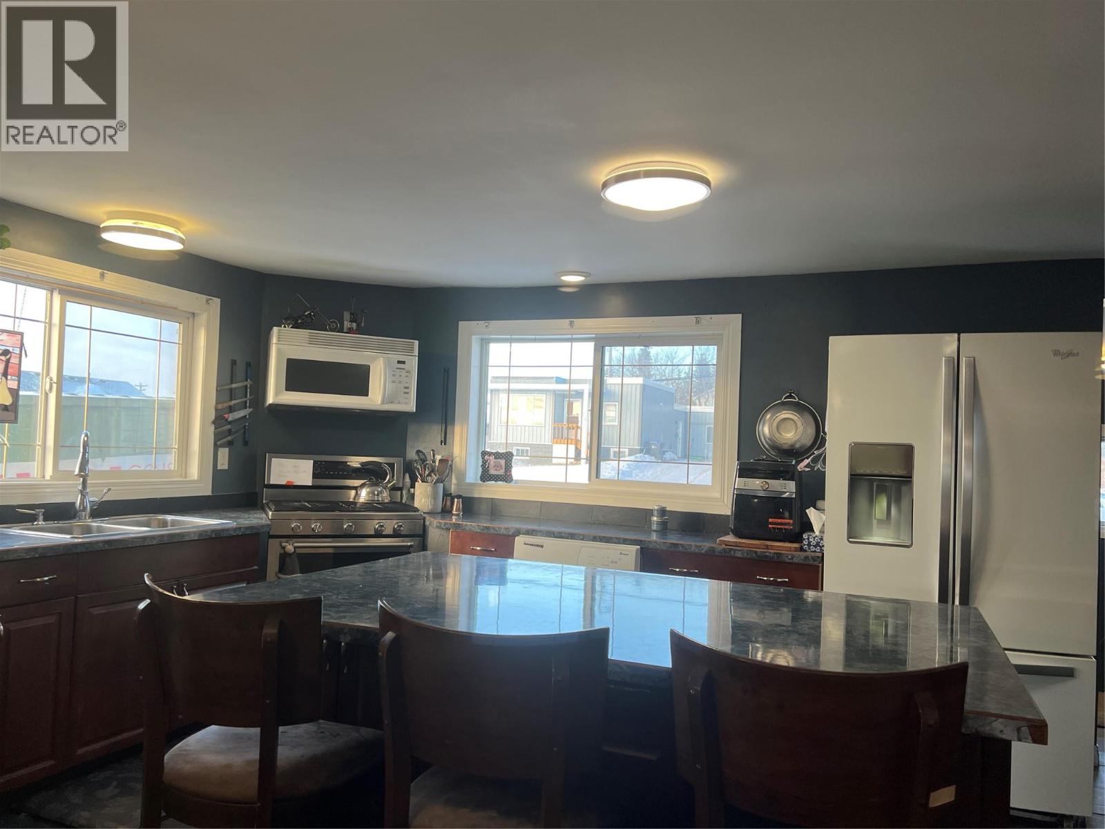 705 100A Avenue, Dawson Creek