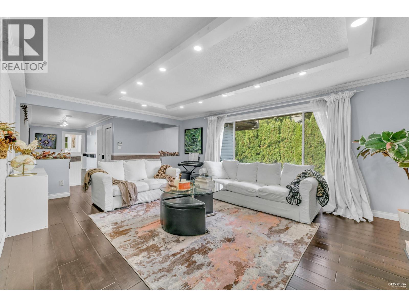 4380 WOODCREST ROAD, West Vancouver