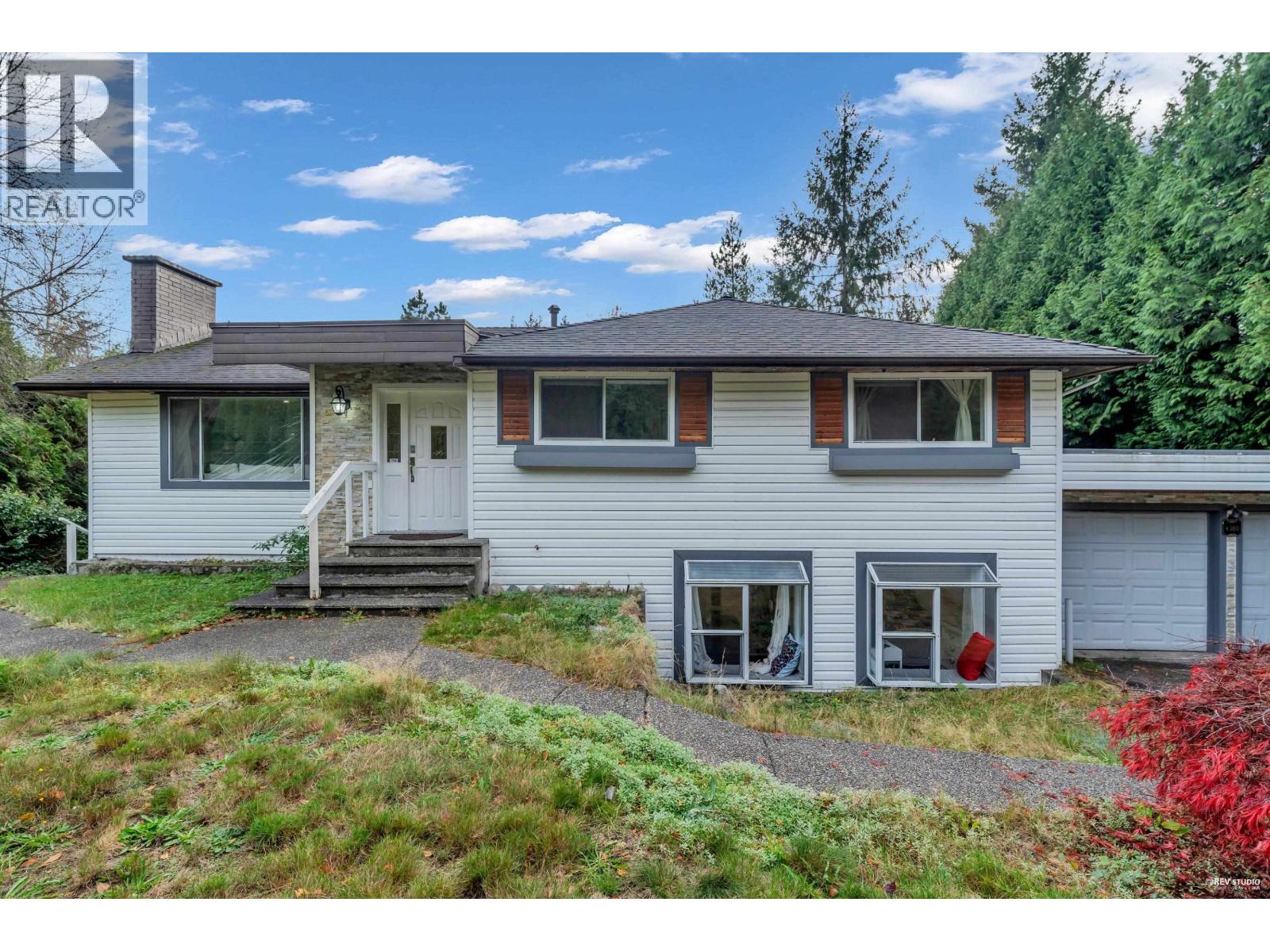 4380 WOODCREST ROAD, West Vancouver