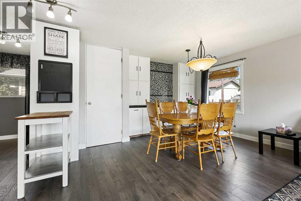 Single Family House Bungalow for Sale in  Olympia Crescent SE Ogden Calgary 