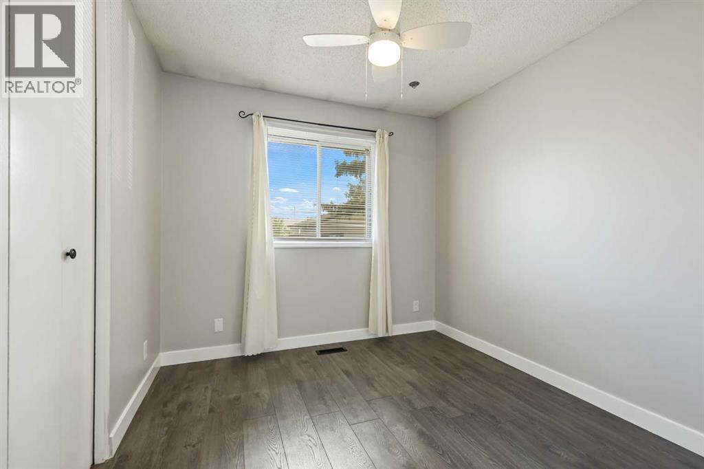 Single Family House Bungalow for Sale in  Olympia Crescent SE Ogden Calgary 