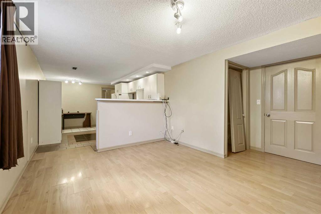 Single Family House Bungalow for Sale in  Olympia Crescent SE Ogden Calgary 