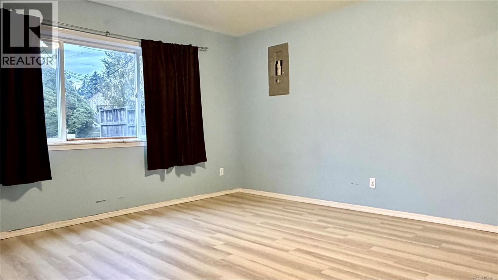 774 RAILWAY AVE - 20