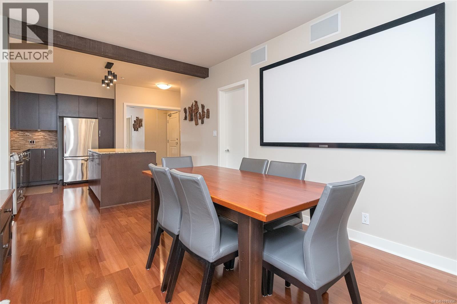 302 1395 Bear Mountain Parkway, Langford