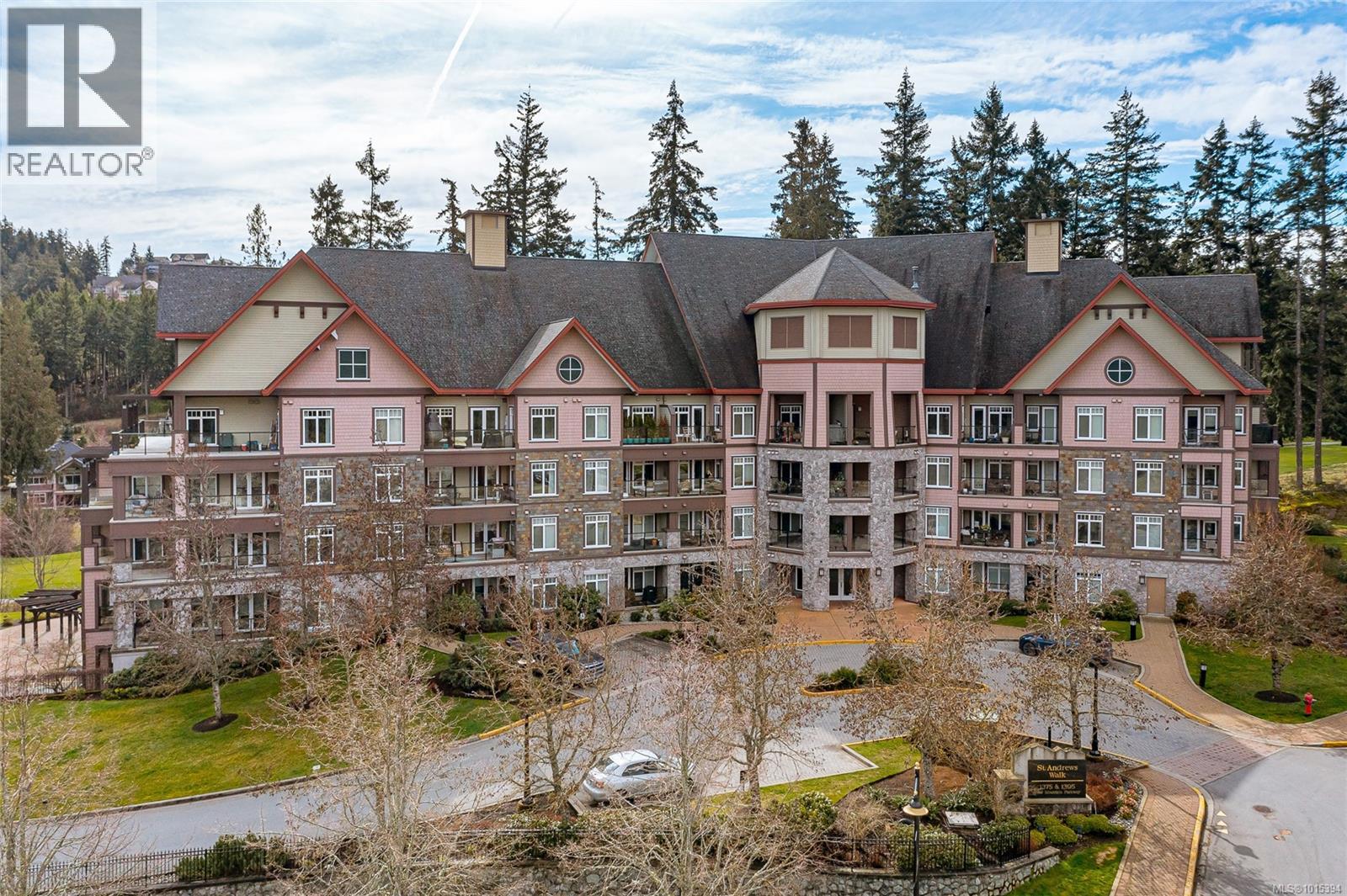 302 1395 Bear Mountain Parkway, Langford