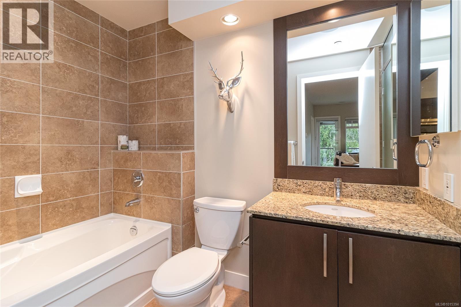 302 1395 Bear Mountain Parkway, Langford