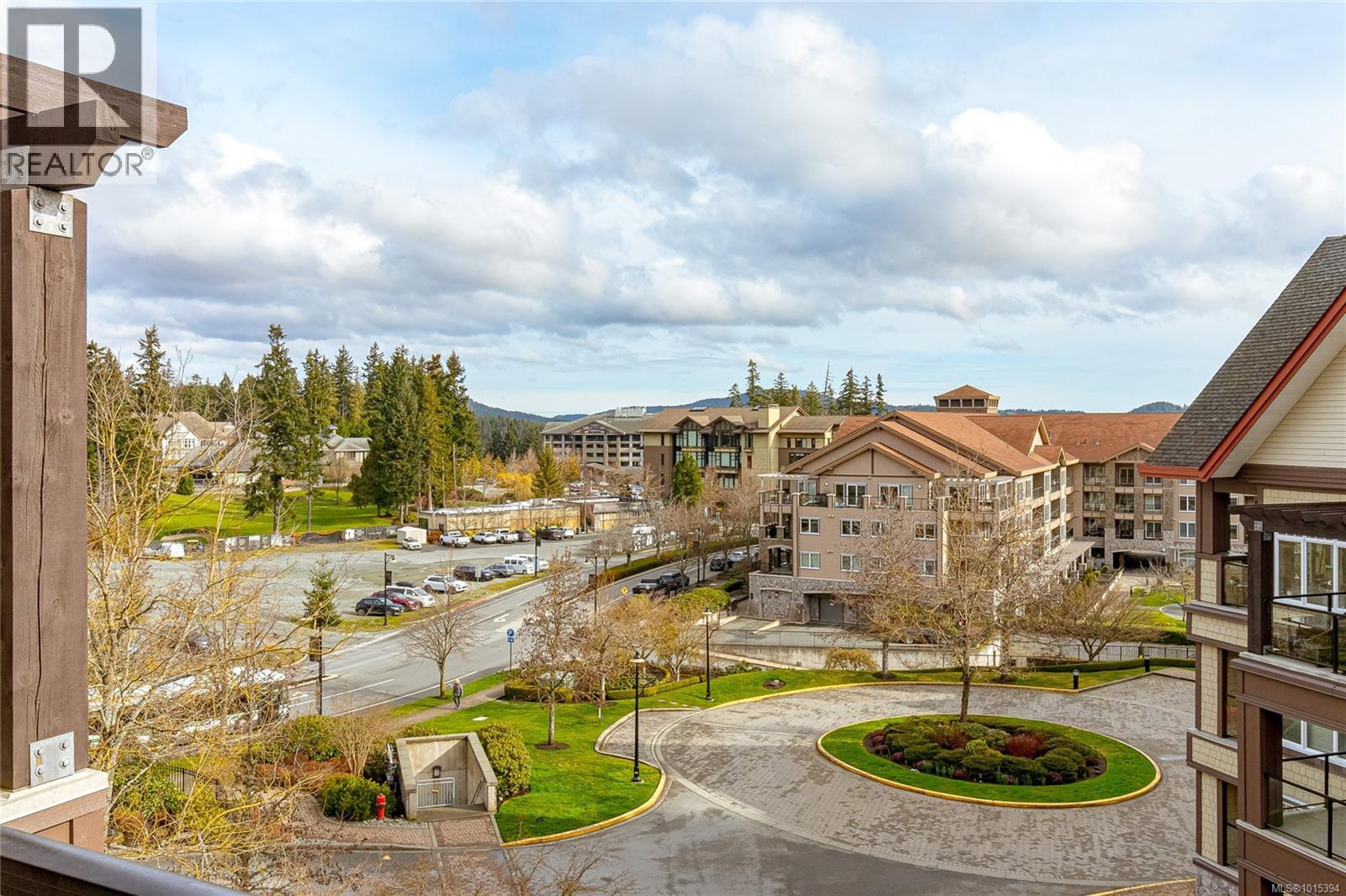 302 1395 Bear Mountain Parkway, Langford