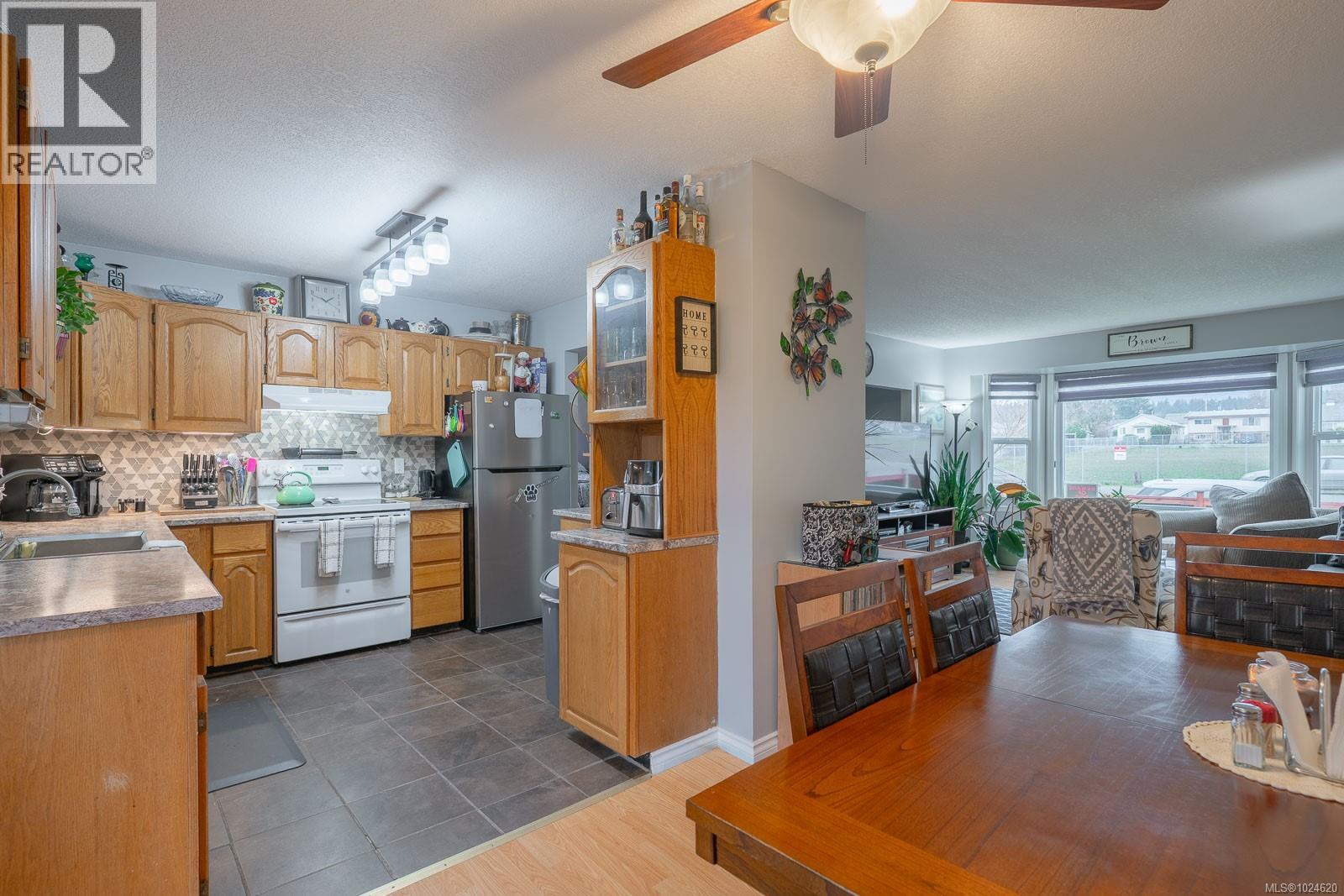  3908 8th Avenue, Port Alberni