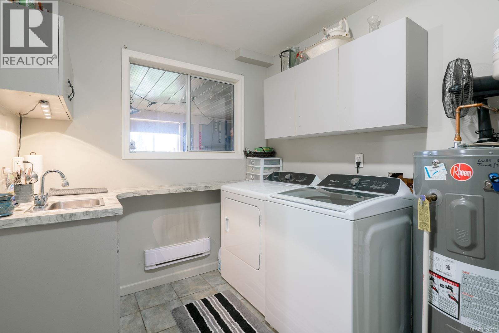  3908 8th Avenue, Port Alberni