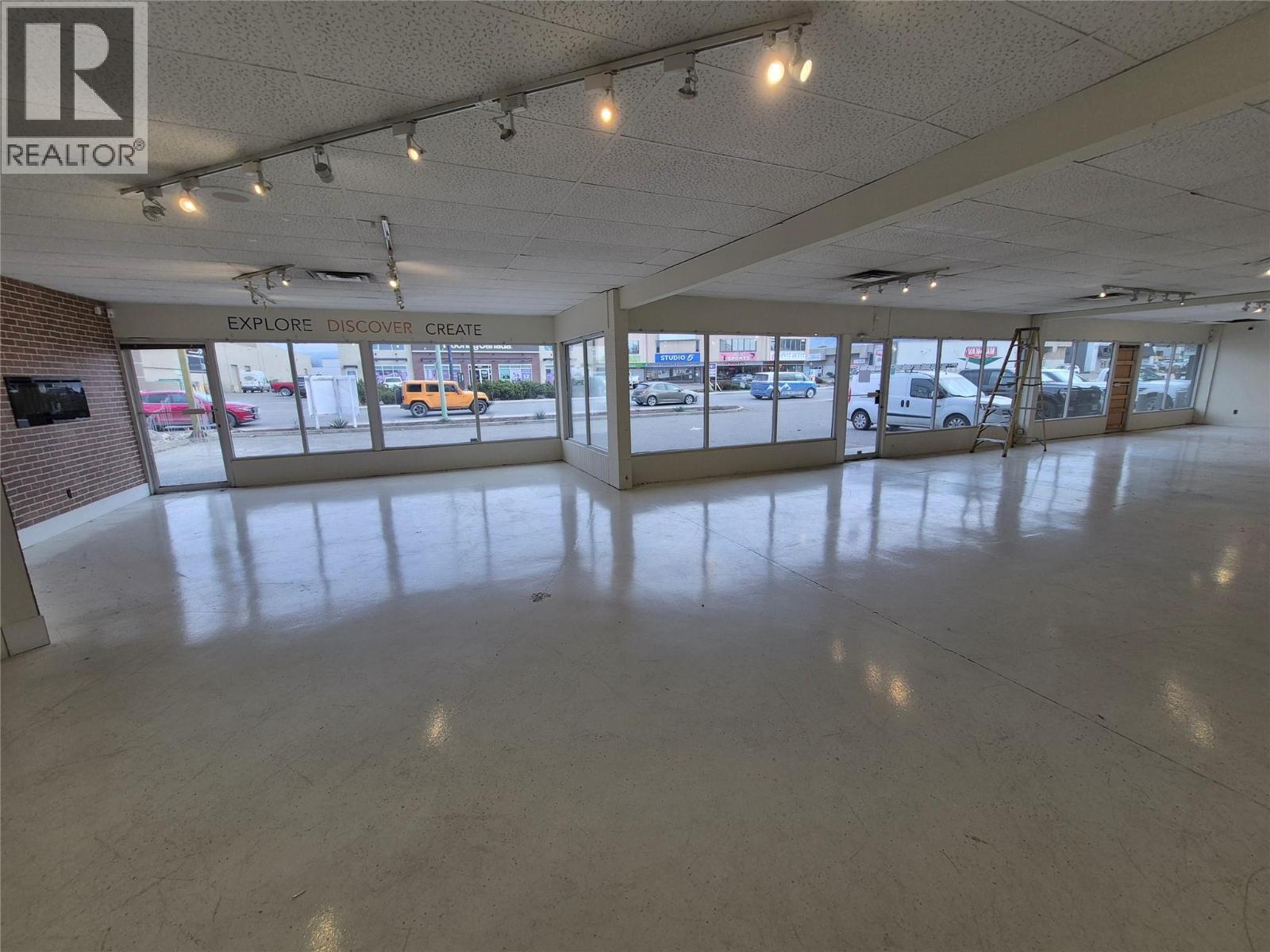 3 and 4 310 Banks Road, Kelowna