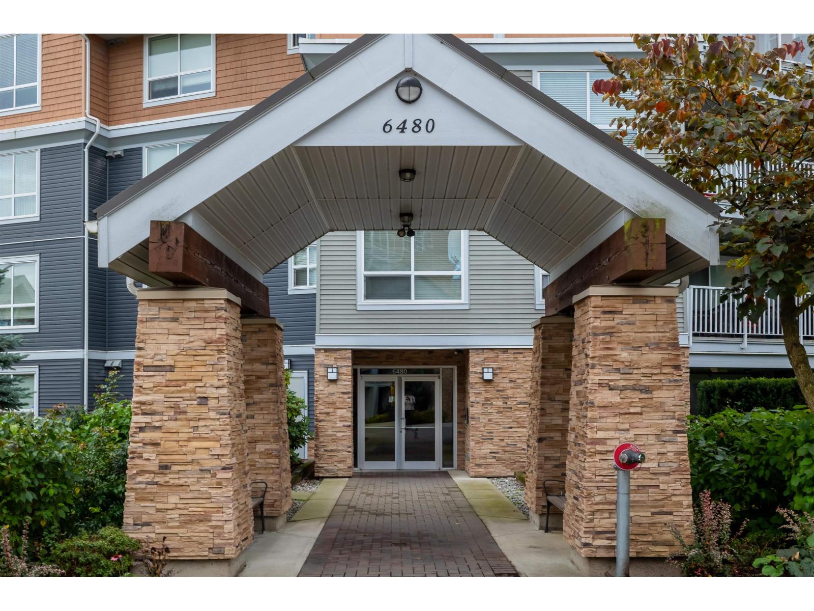 112 6480 194 Street - photo 2