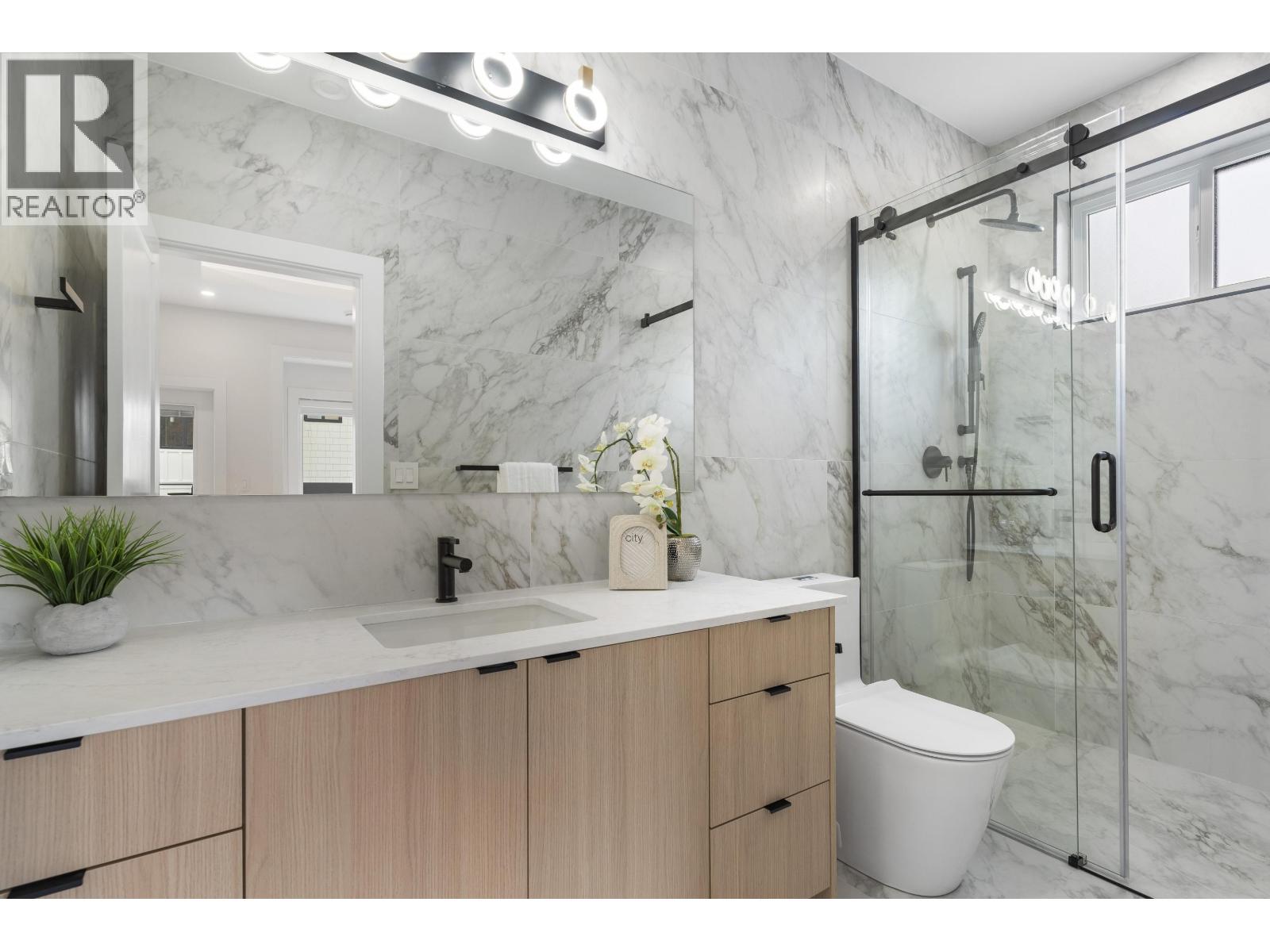 2 7822 GOODLAD STREET, Burnaby