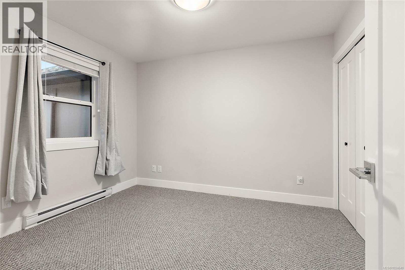  2812 Lunar Court, Langford