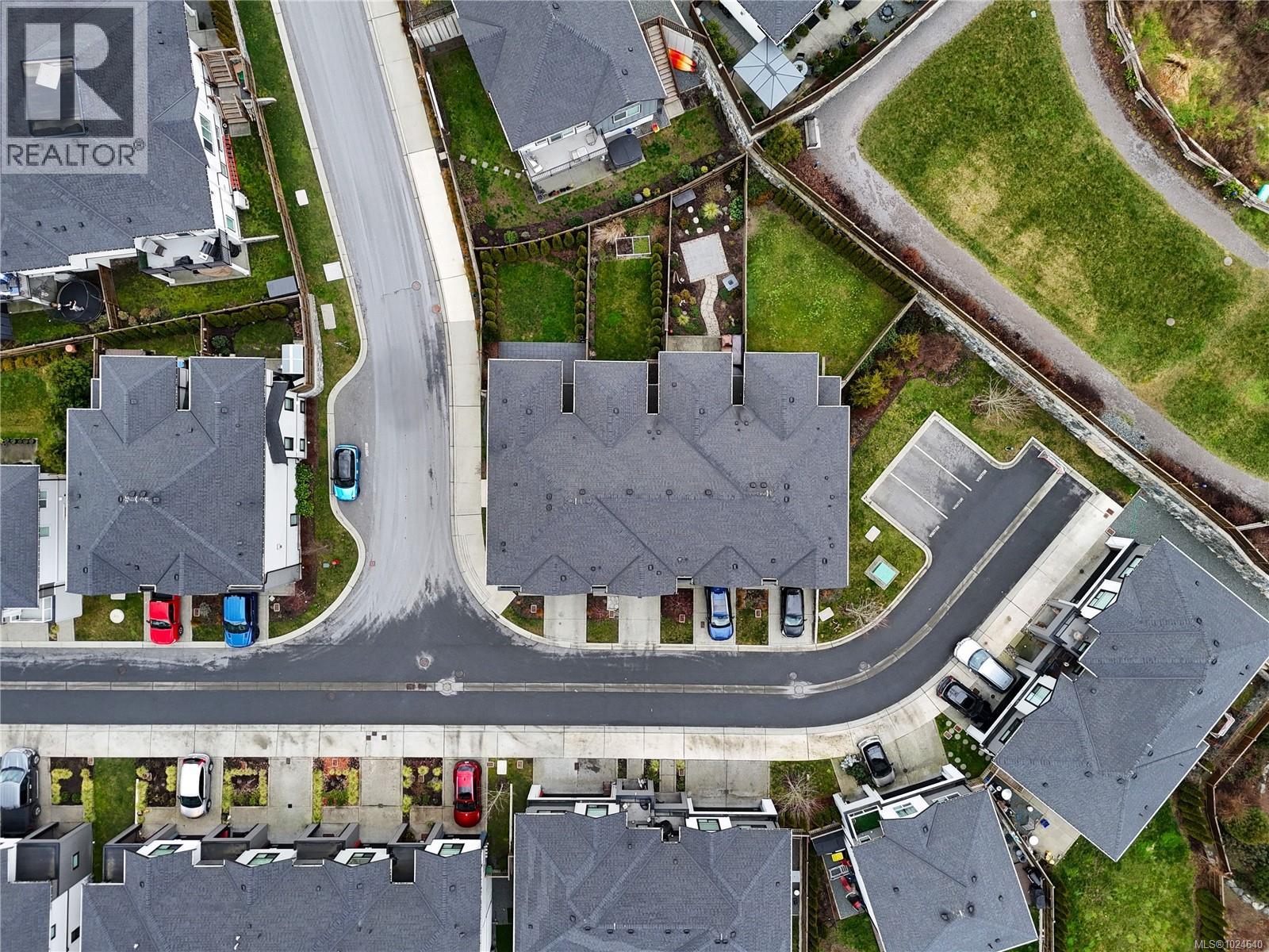  2812 Lunar Court, Langford