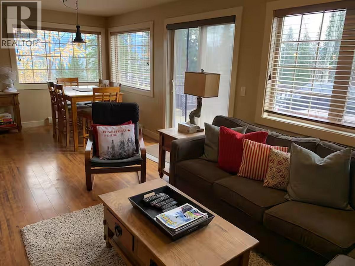 1322 KAUFMANN View Unit# 13 - Photo 2 of 10, Golden, British Columbia