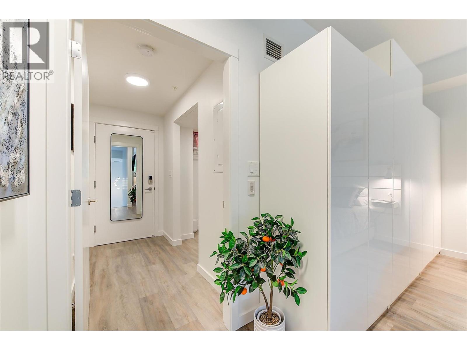 105 1770 Richter Street, Kelowna