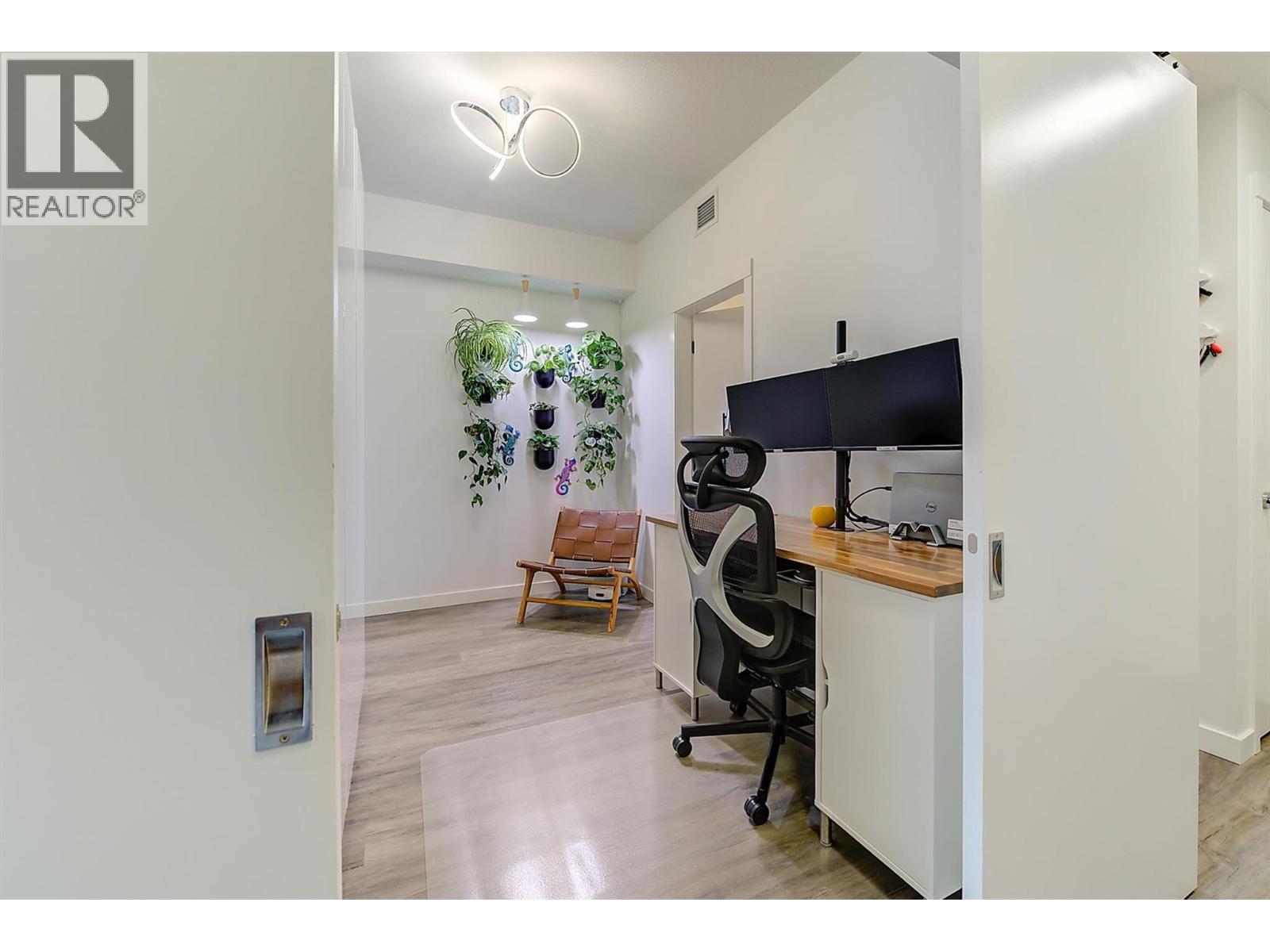 105 1770 Richter Street, Kelowna