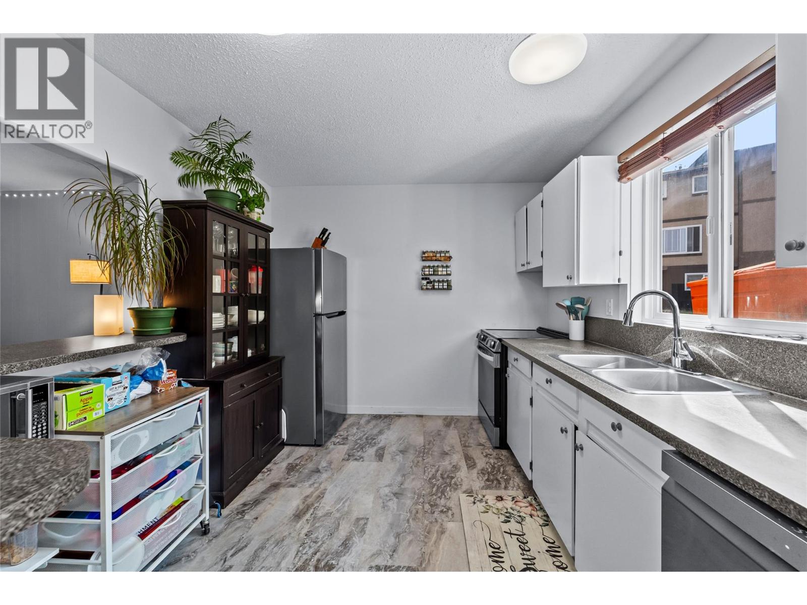 1605 SUMMIT Drive Unit# 57, Kamloops
