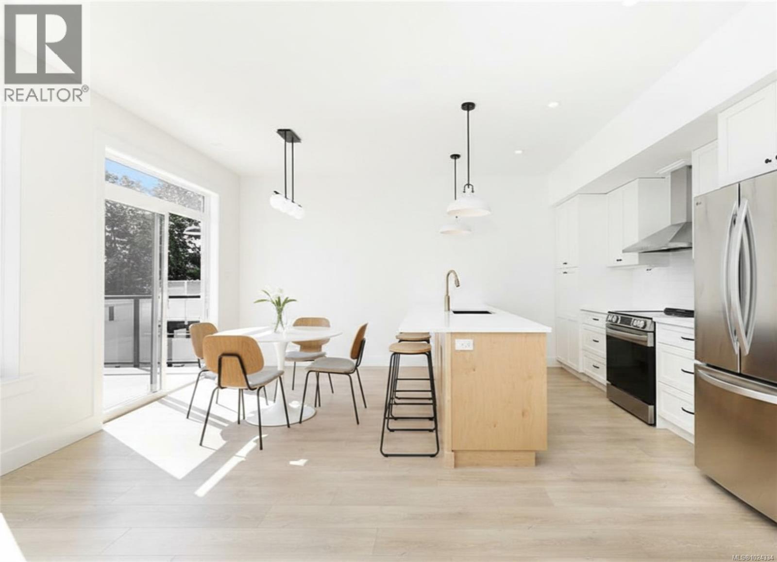 B 1369 Galerno Rd, Campbell River