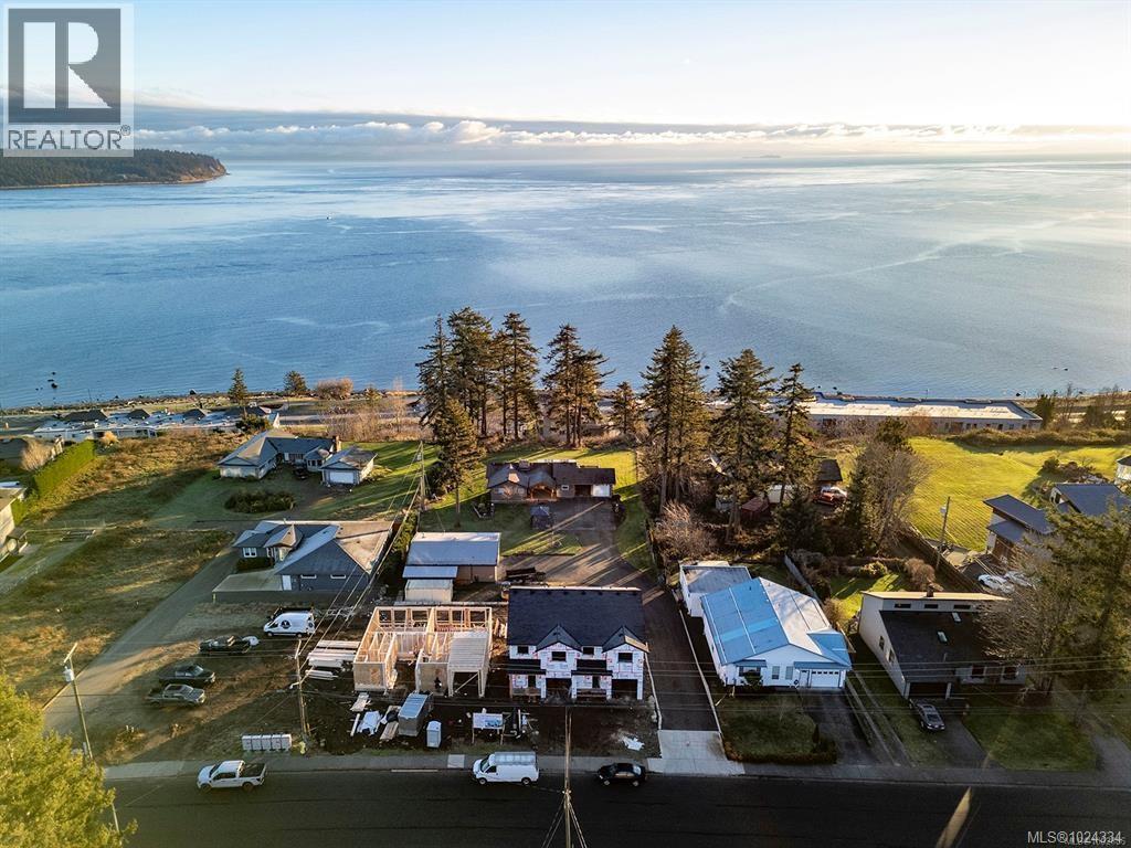 B 1369 Galerno Rd, Campbell River