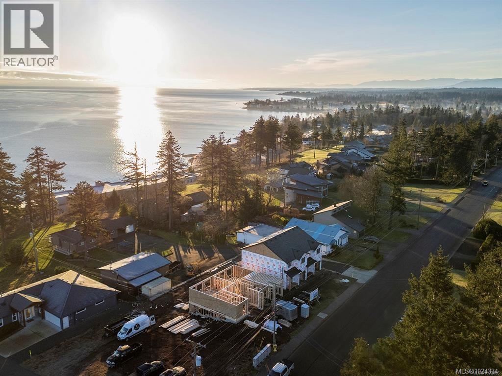 B 1369 Galerno Rd, Campbell River