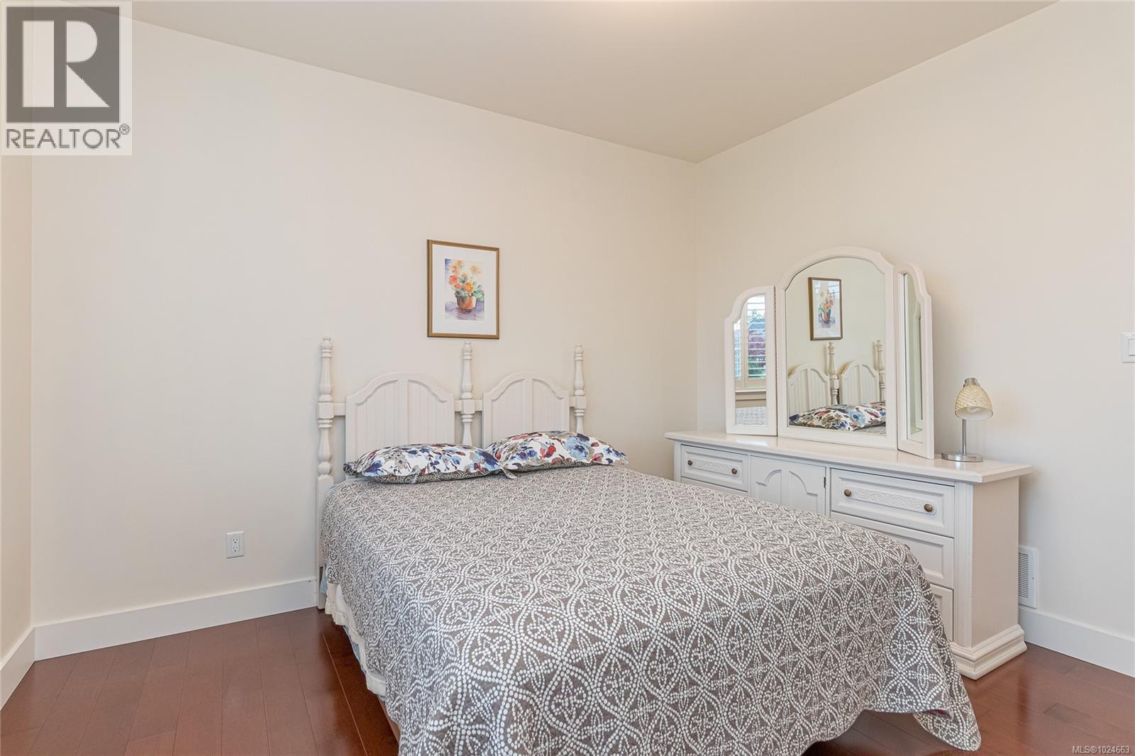 473 Ridgefield Dr, Parksville