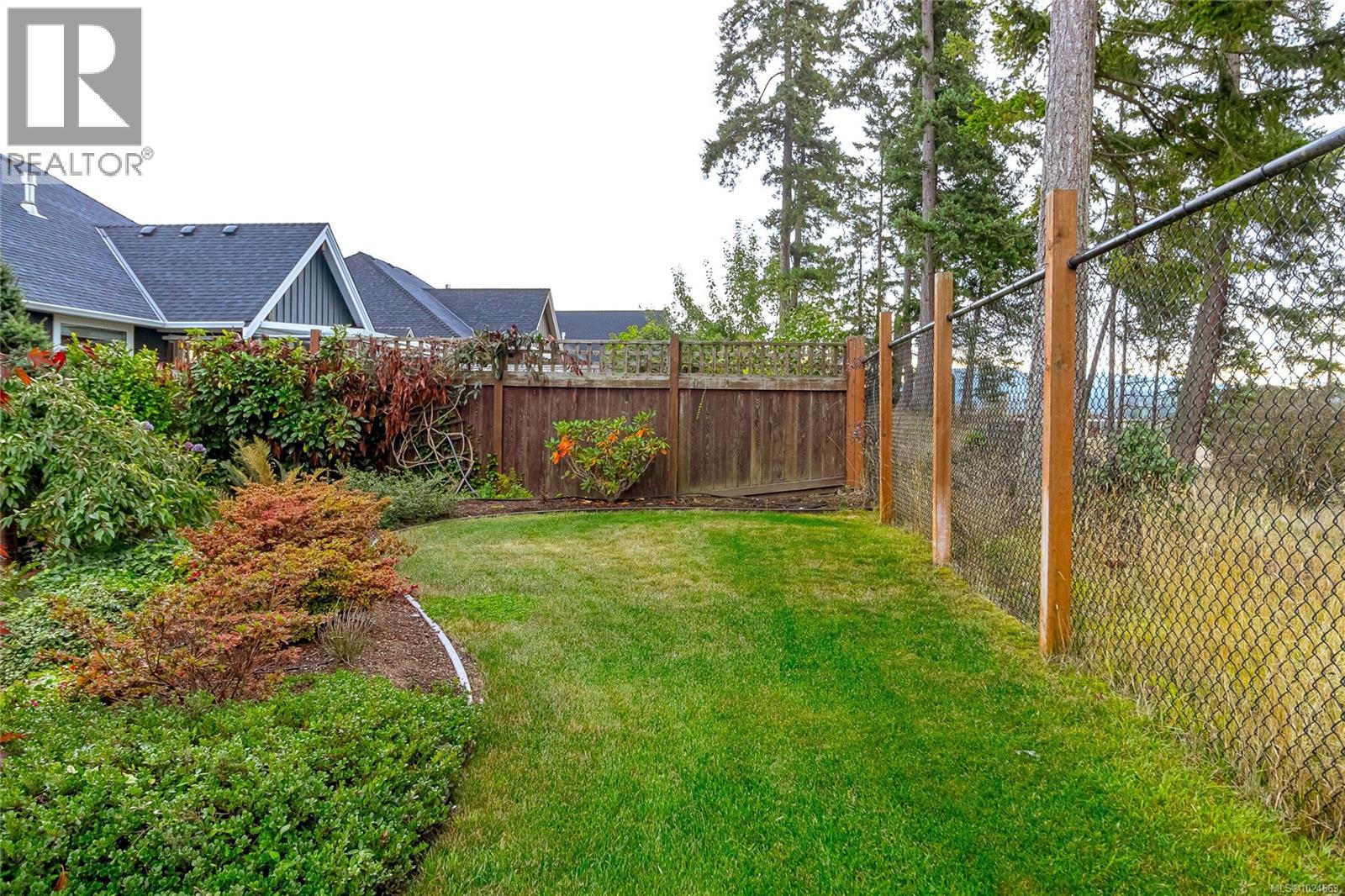 473 Ridgefield Dr, Parksville