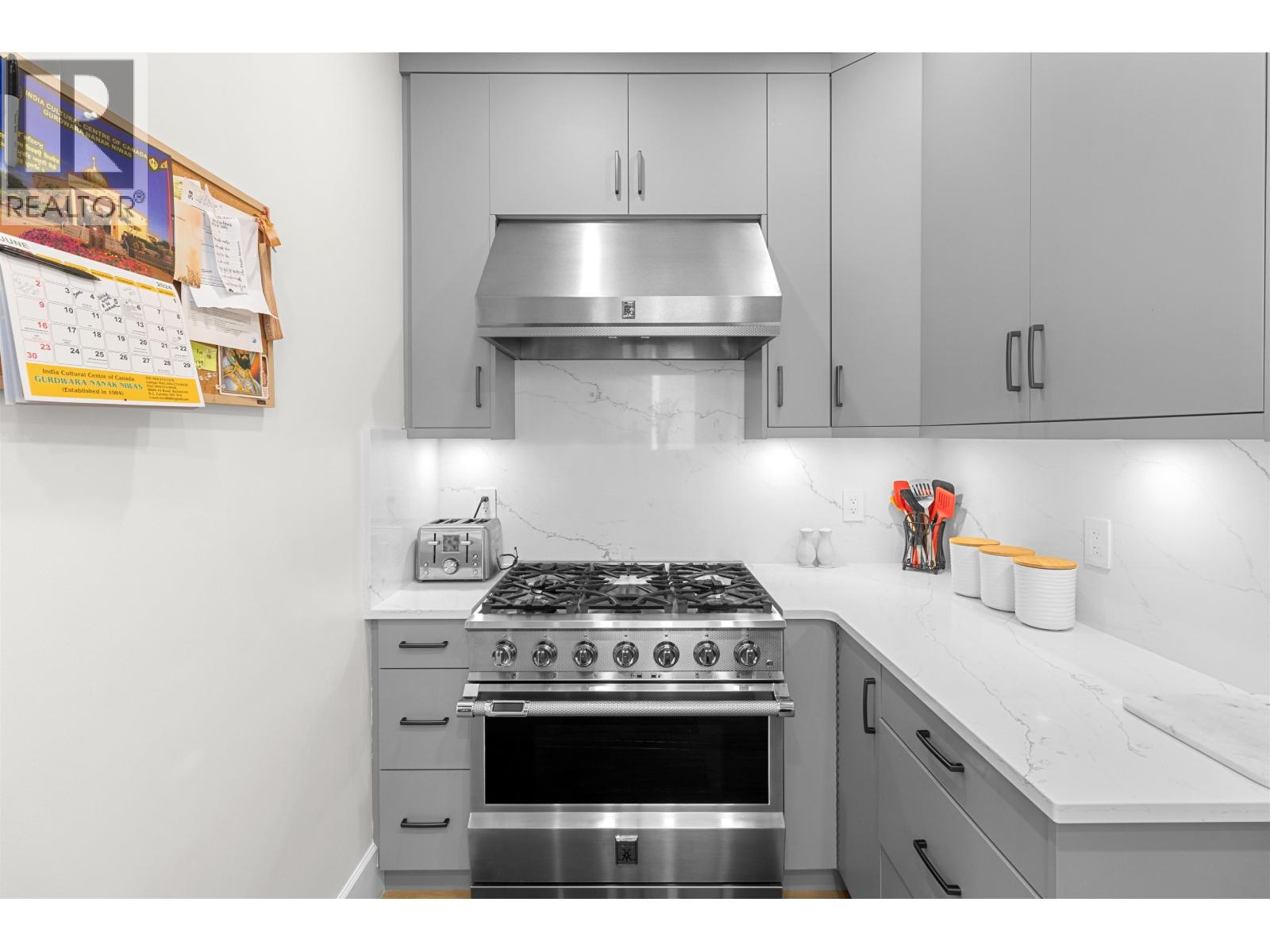 7662 FRENCH STREET, Vancouver