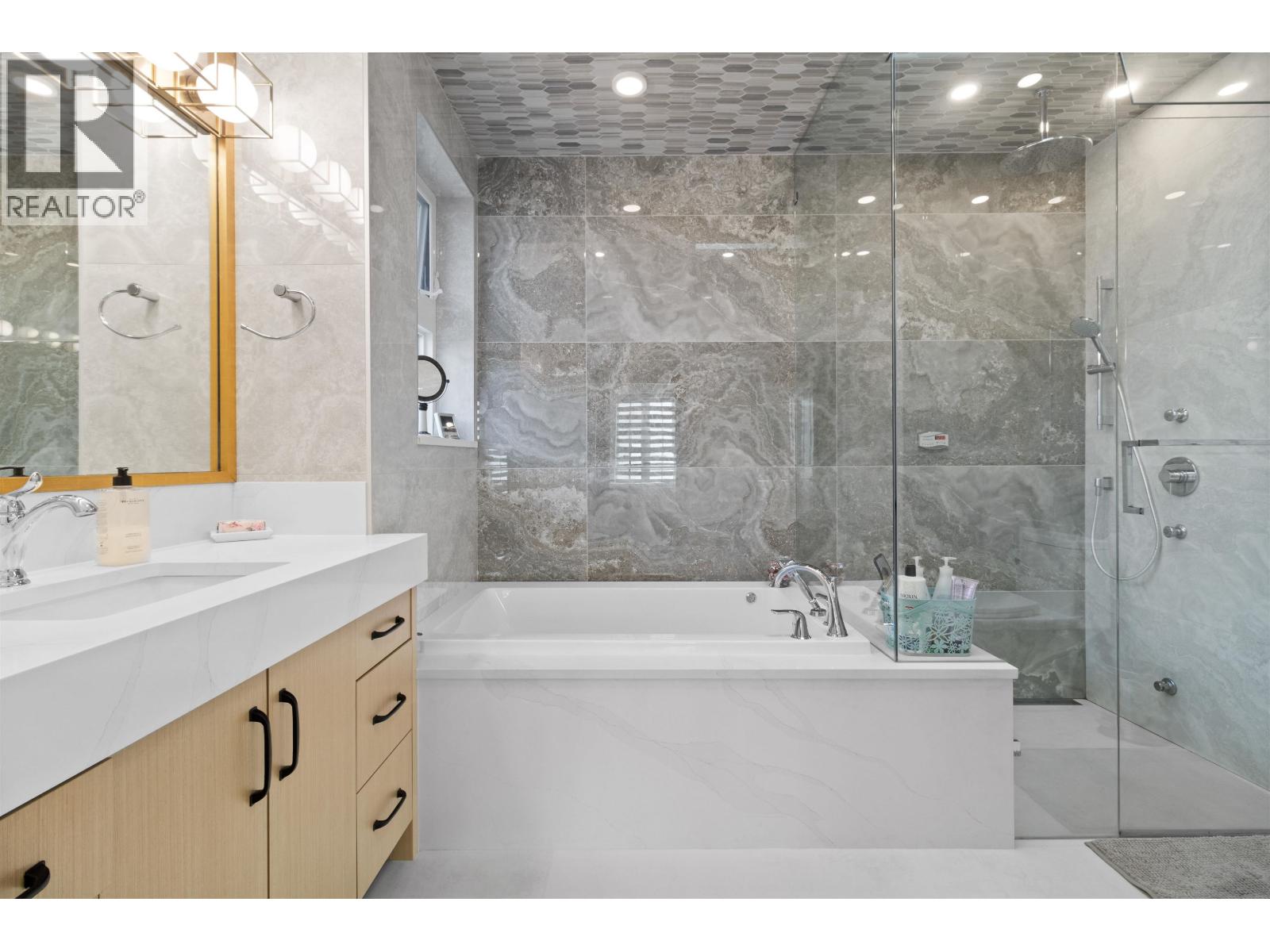 7662 FRENCH STREET, Vancouver