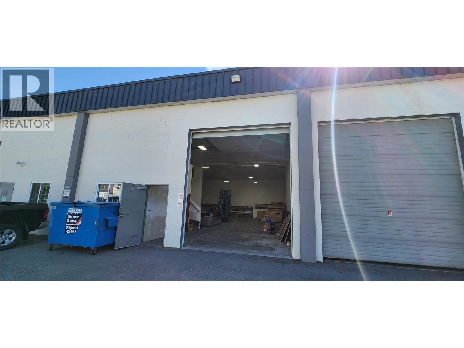 2 860 Leathead Road, Kelowna