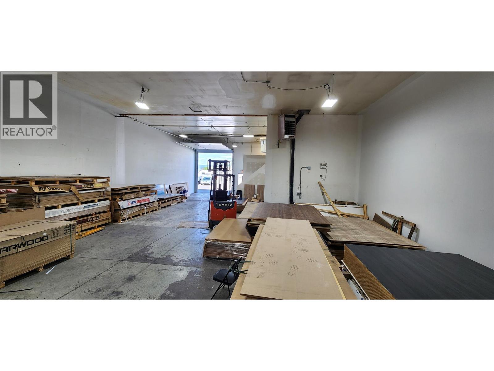 2 860 Leathead Road, Kelowna