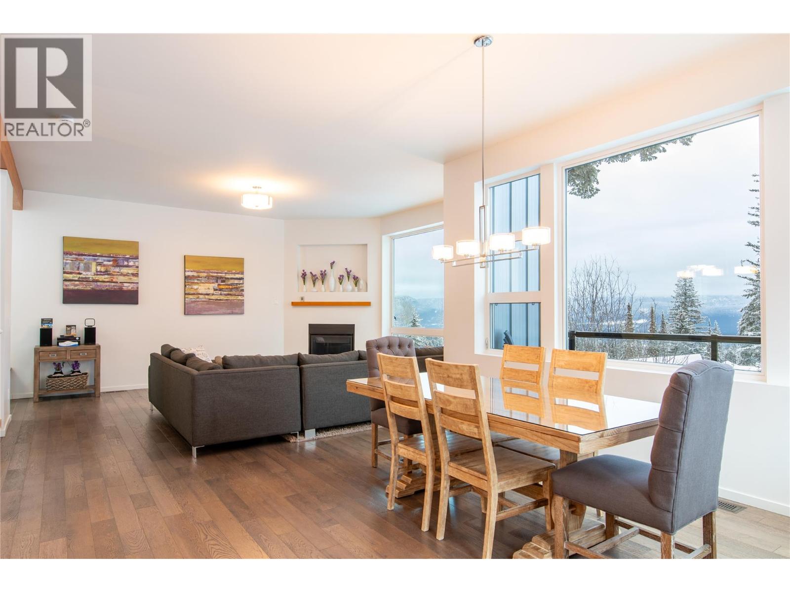 1637 THOMPSON CRESCENT - 7