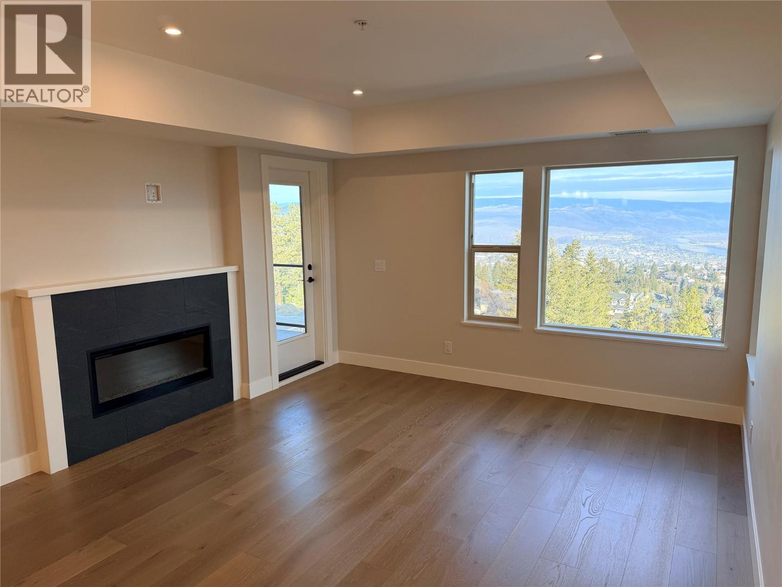 2171 Van Horne Drive Unit# 202 - Photo 4 of 16, Kamloops, British Columbia