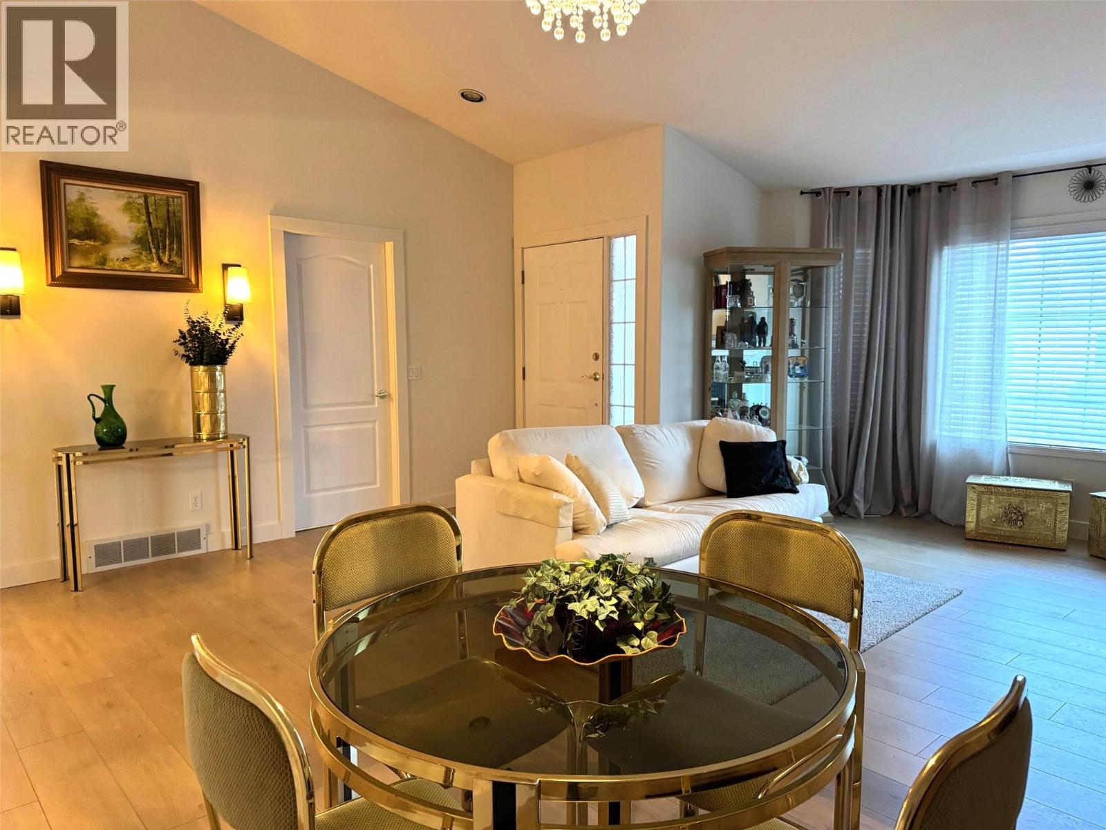 17 2250 Louie Drive, Westbank