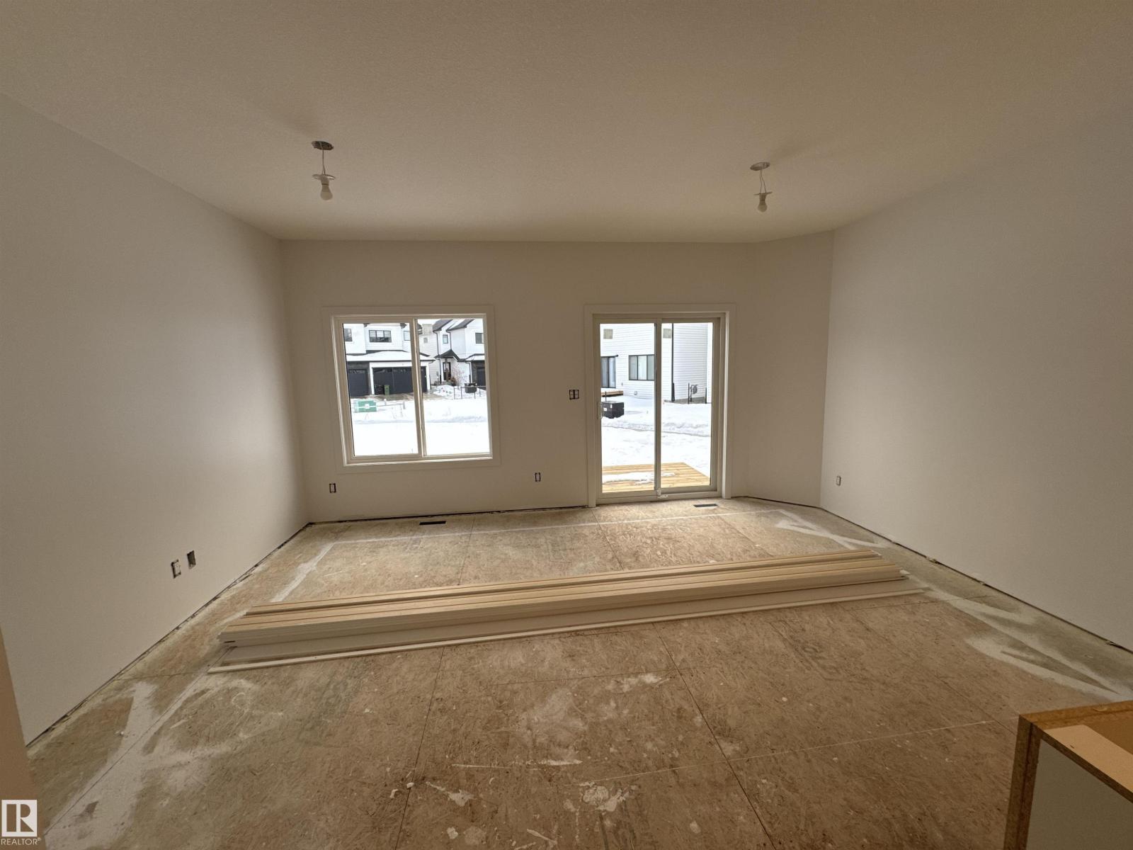 #61 5122 213A ST NW - 18