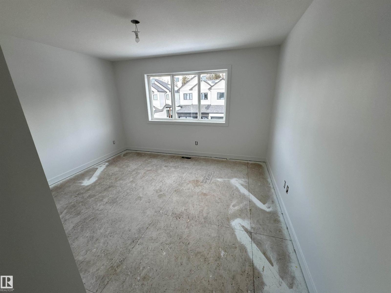 #61 5122 213A ST NW - 29