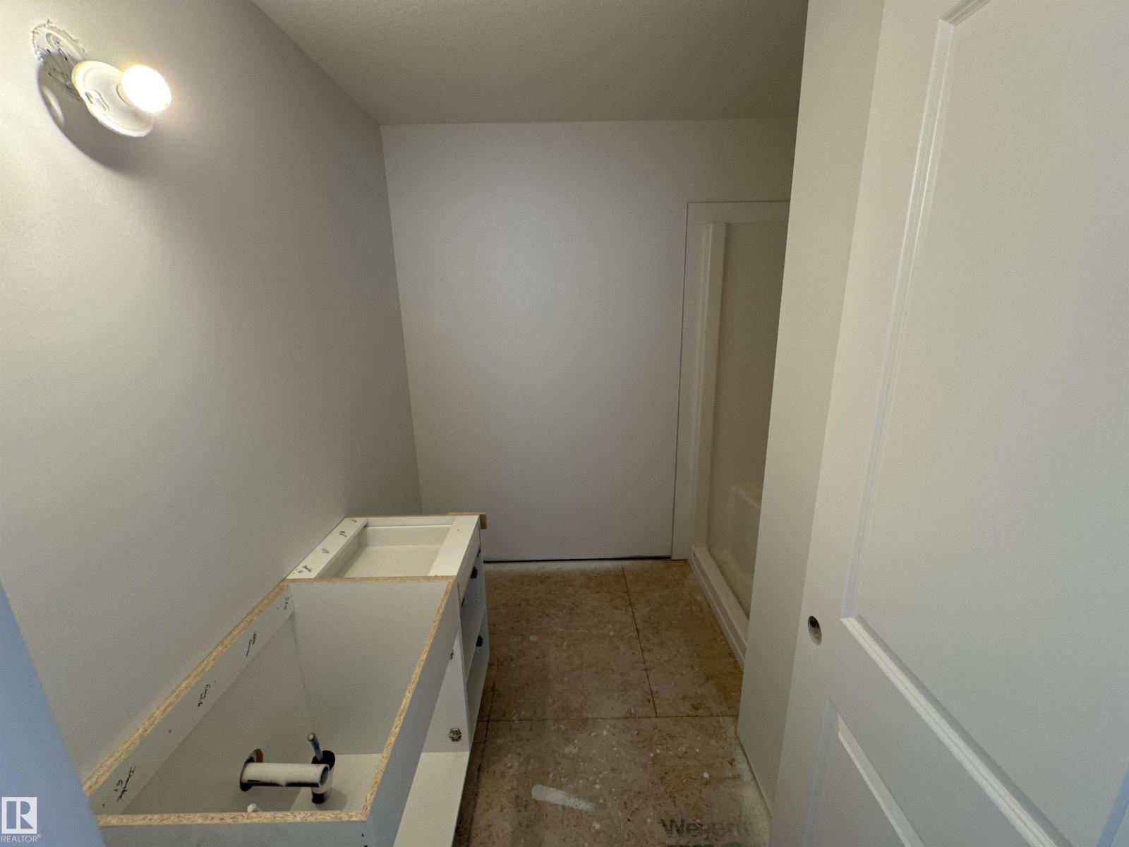 #61 5122 213A ST NW - 23