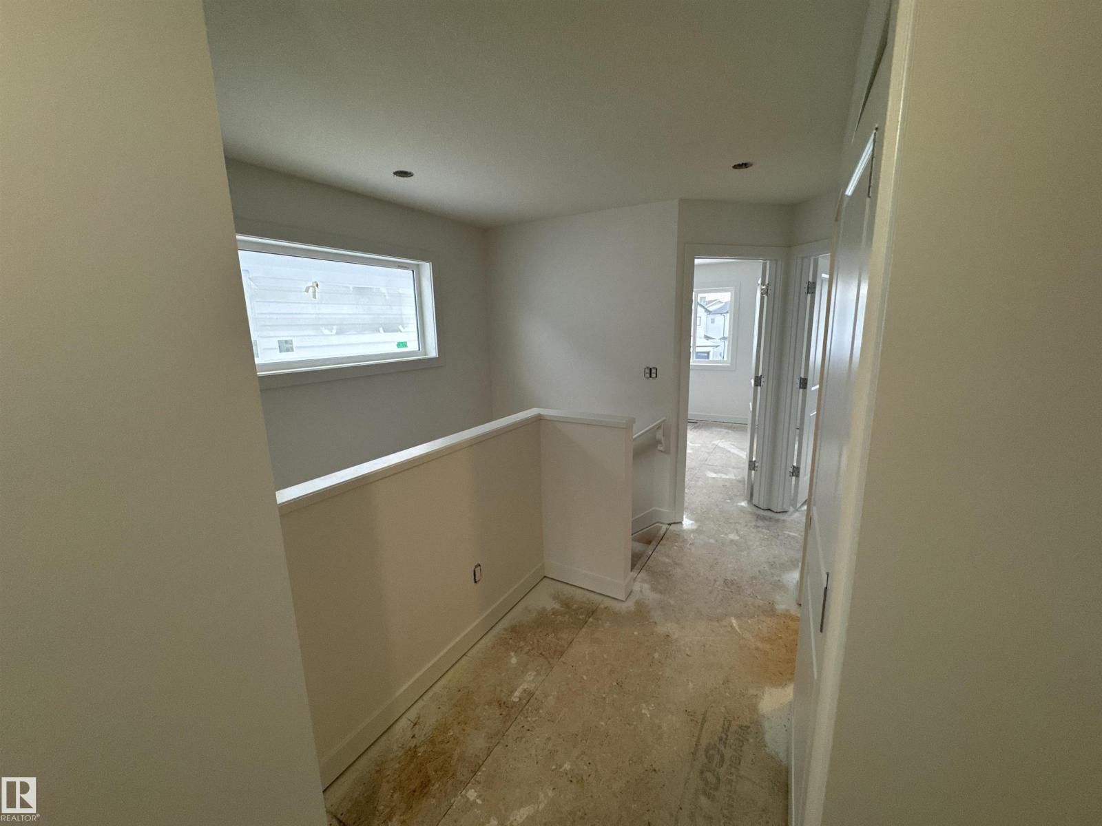 #61 5122 213A ST NW - 27
