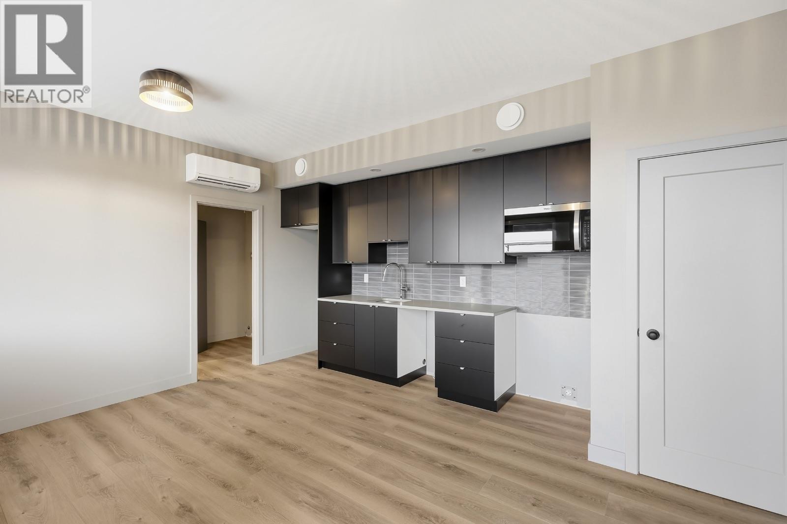 614 COWAN Street, Kamloops