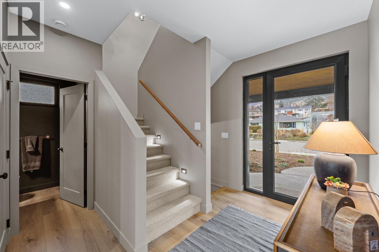 614 COWAN Street, Kamloops