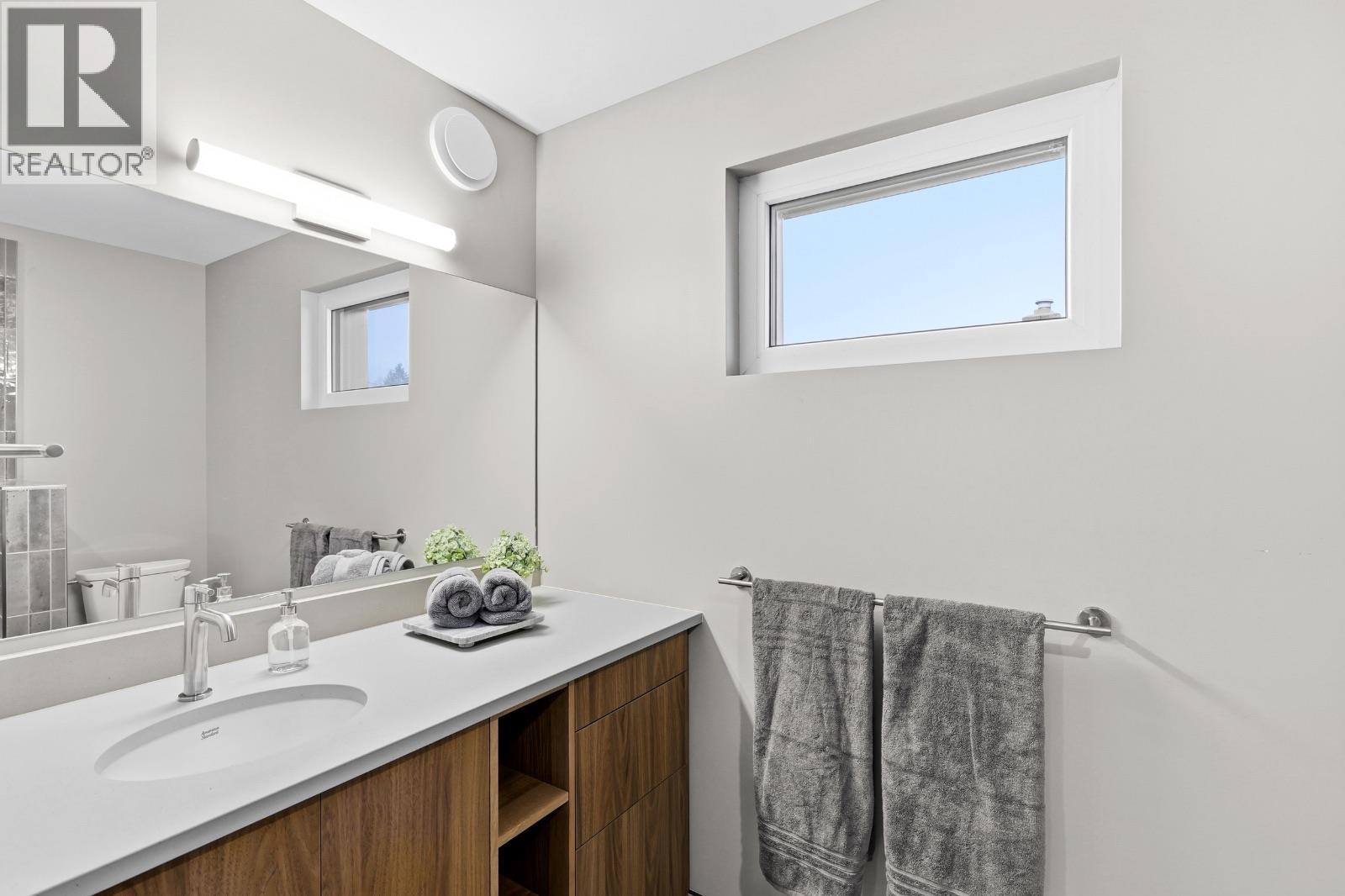 614 COWAN Street, Kamloops