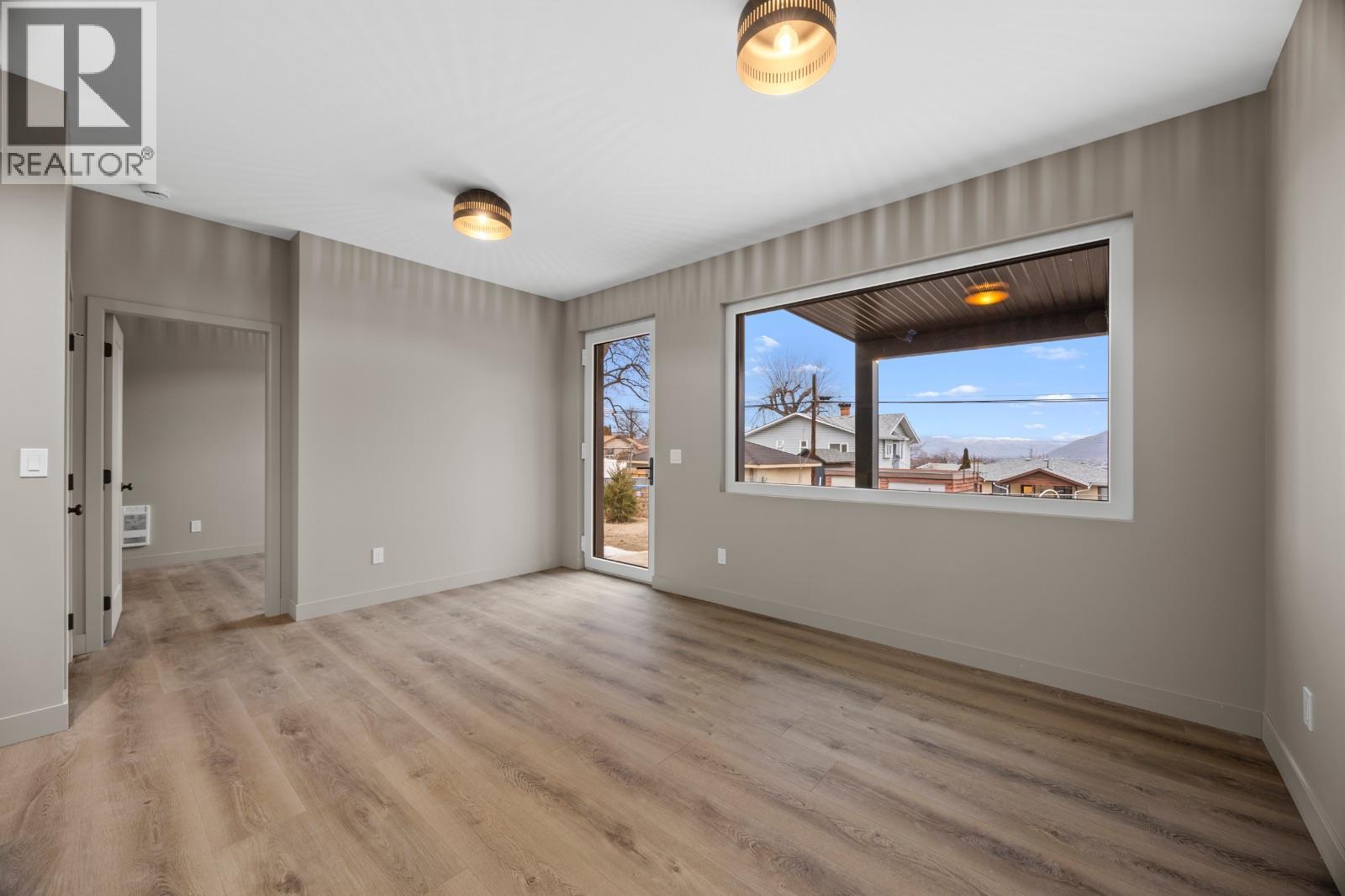 614 COWAN Street, Kamloops