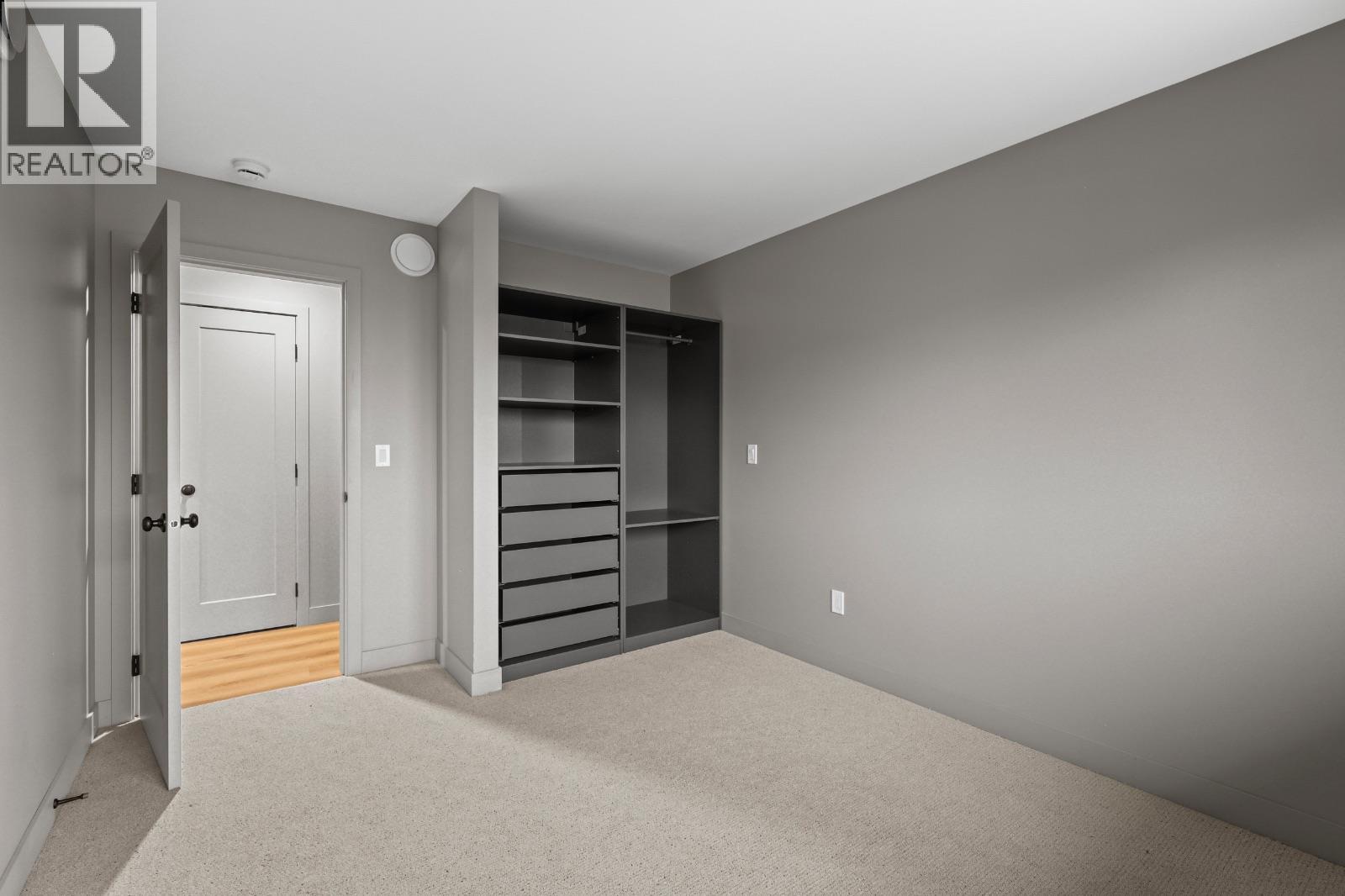 614 COWAN Street, Kamloops