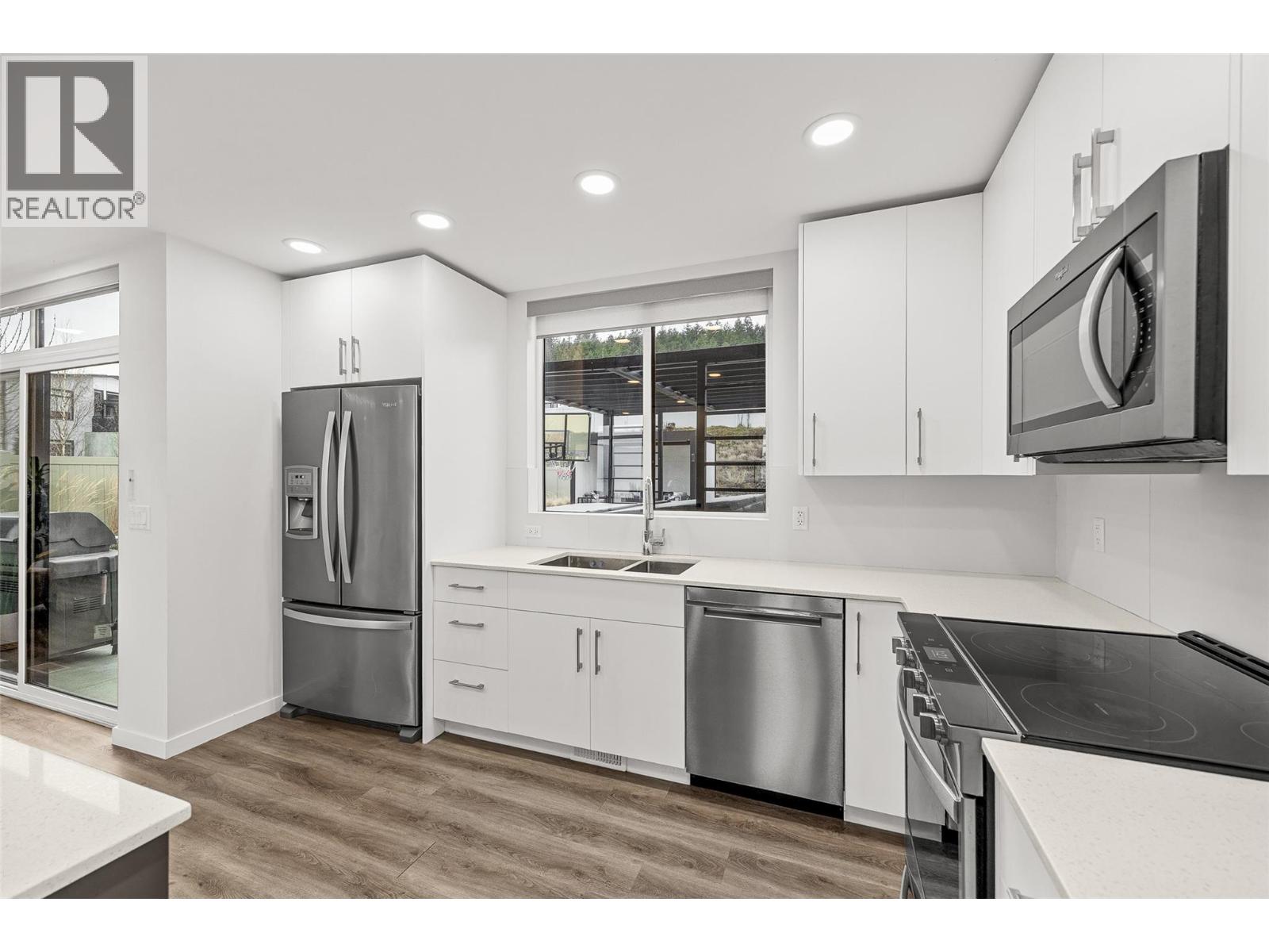  3708 Morningside Drive, West Kelowna