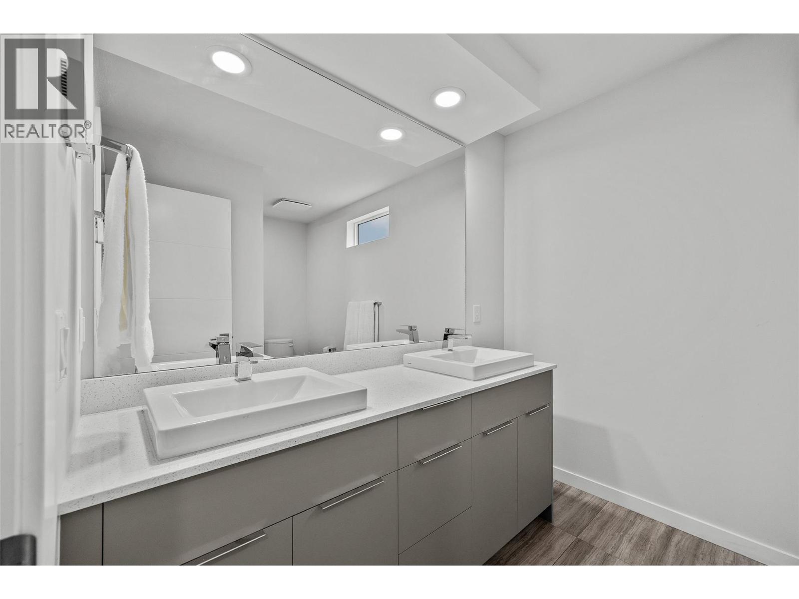  3708 Morningside Drive, West Kelowna