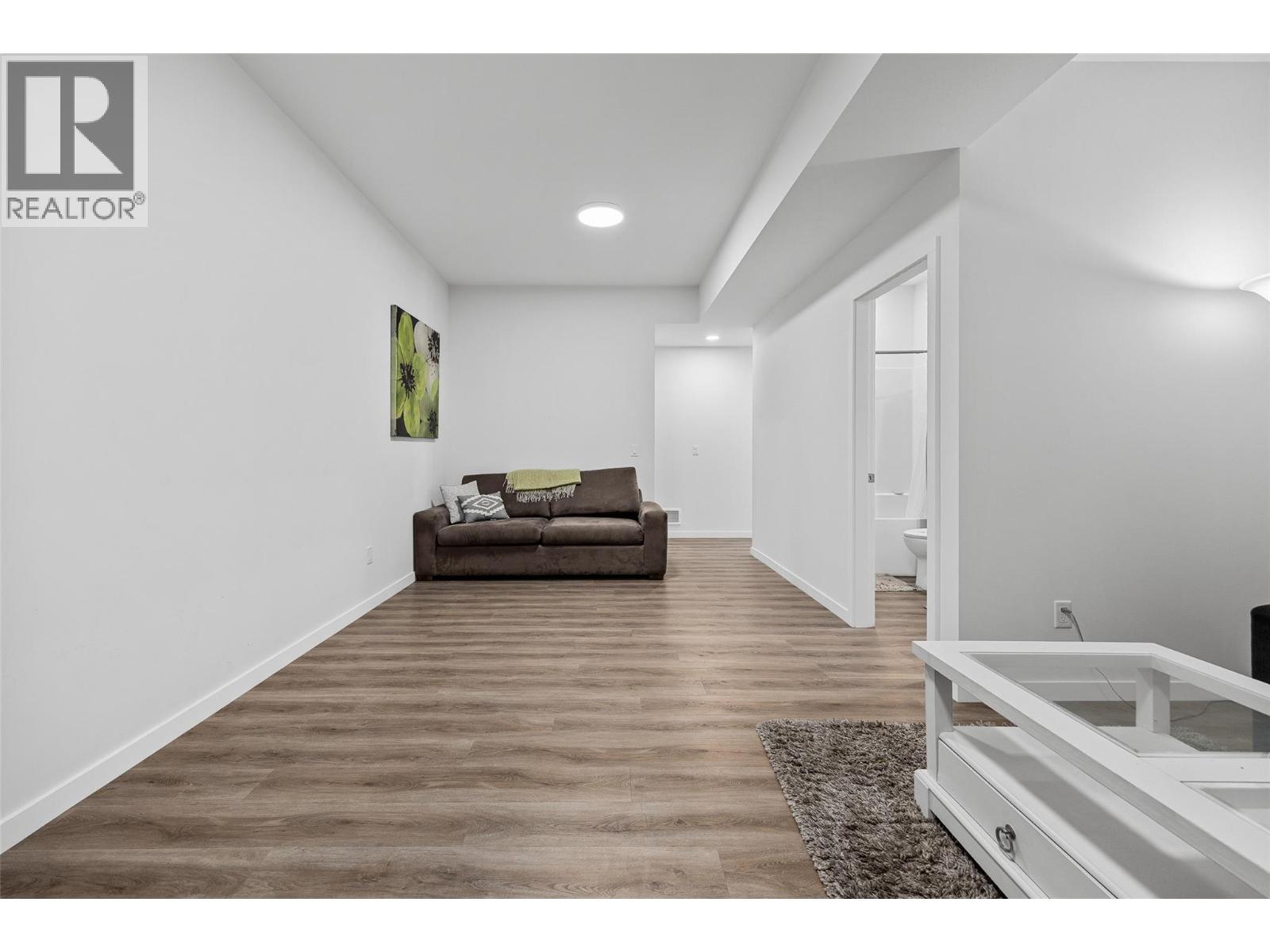  3708 Morningside Drive, West Kelowna