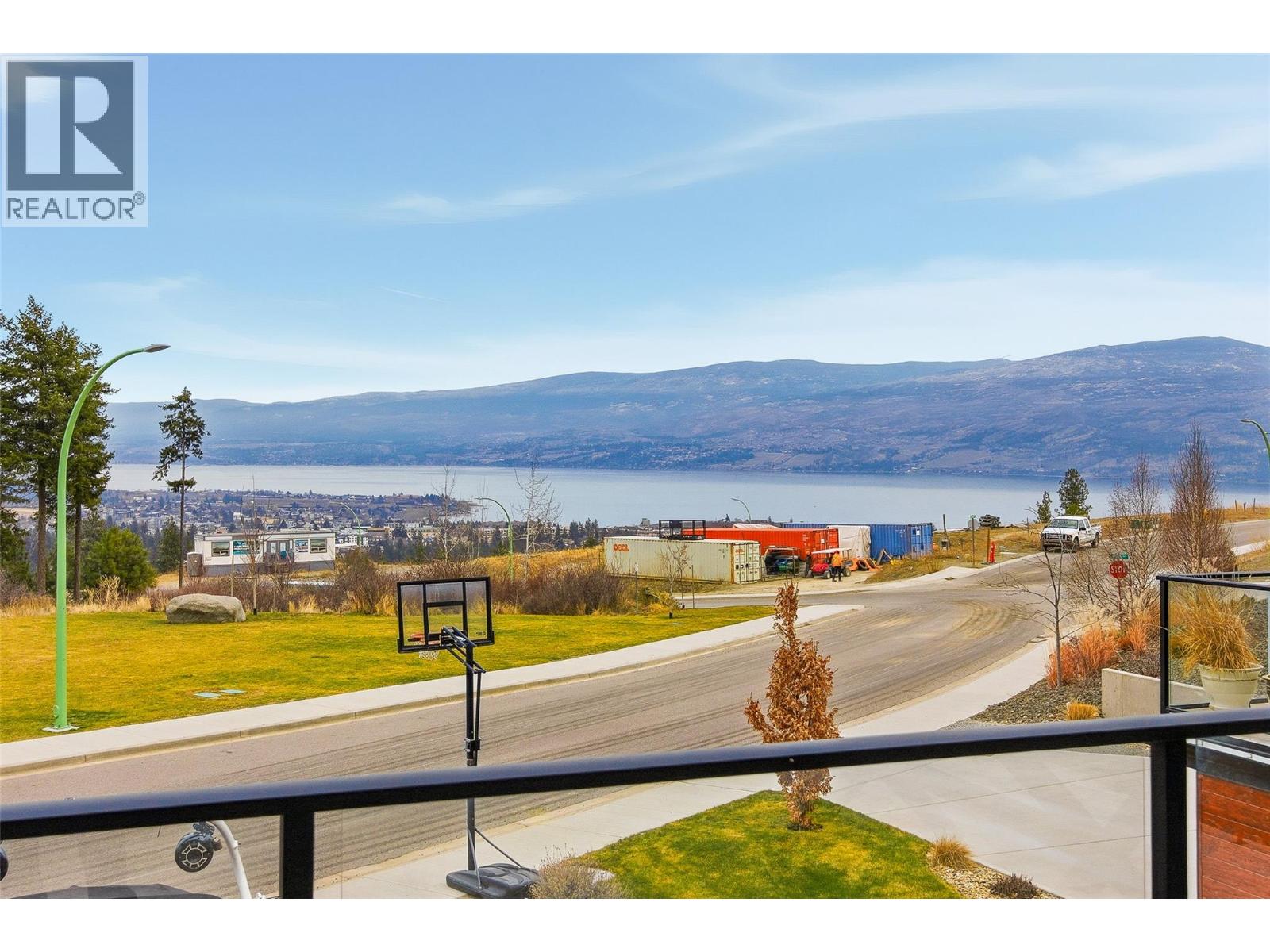  3708 Morningside Drive, West Kelowna