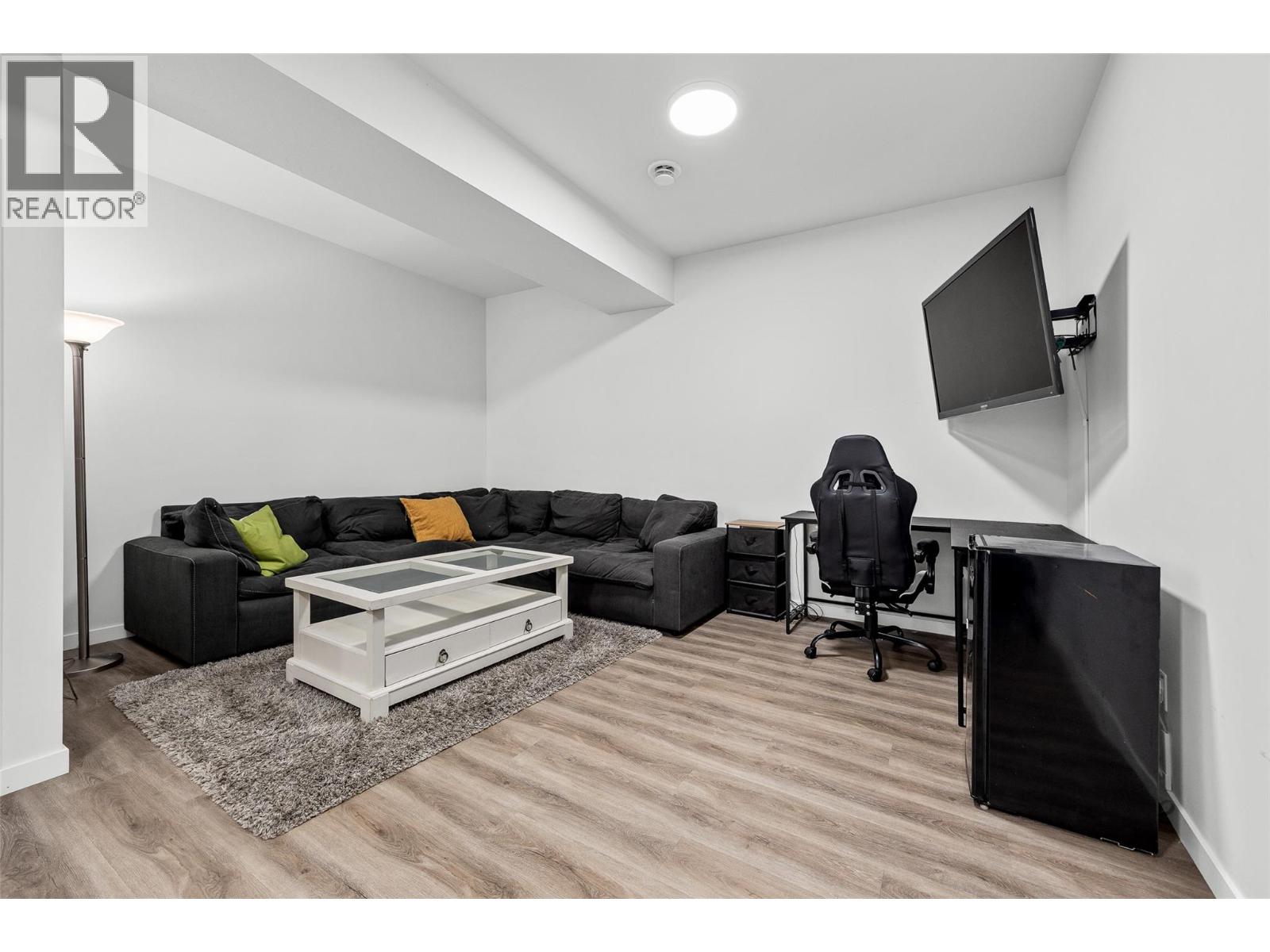  3708 Morningside Drive, West Kelowna