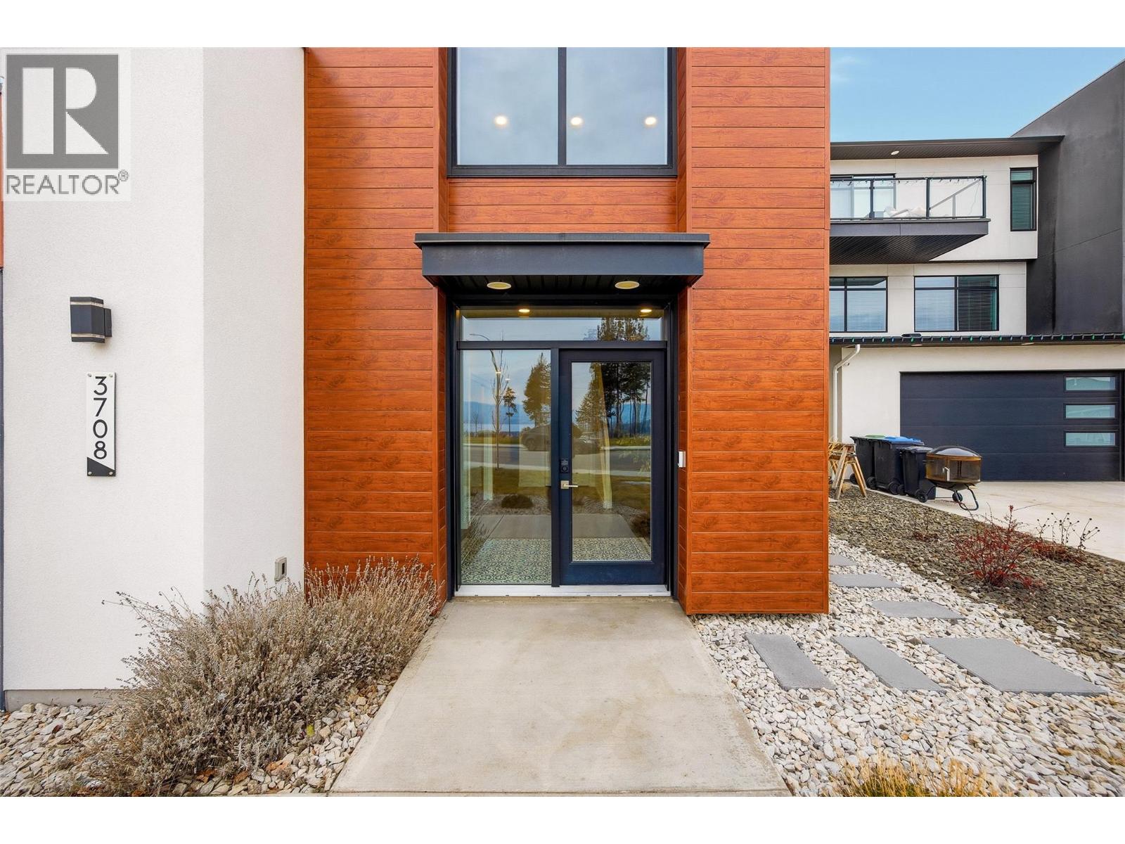  3708 Morningside Drive, West Kelowna